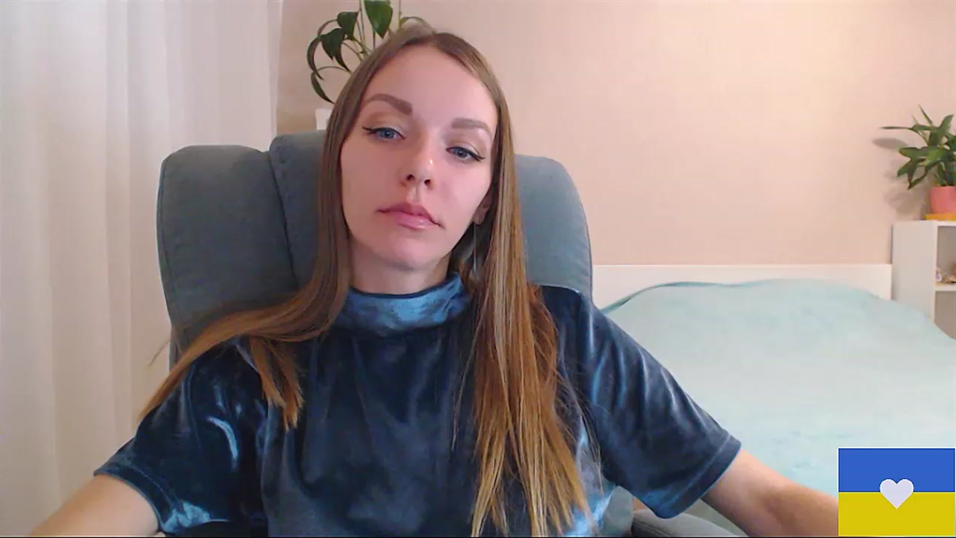 Gallery image thumbnail from Divine_Phenix's myfreecams stream on, 02/23/2023, 22:10 image 12 of 20