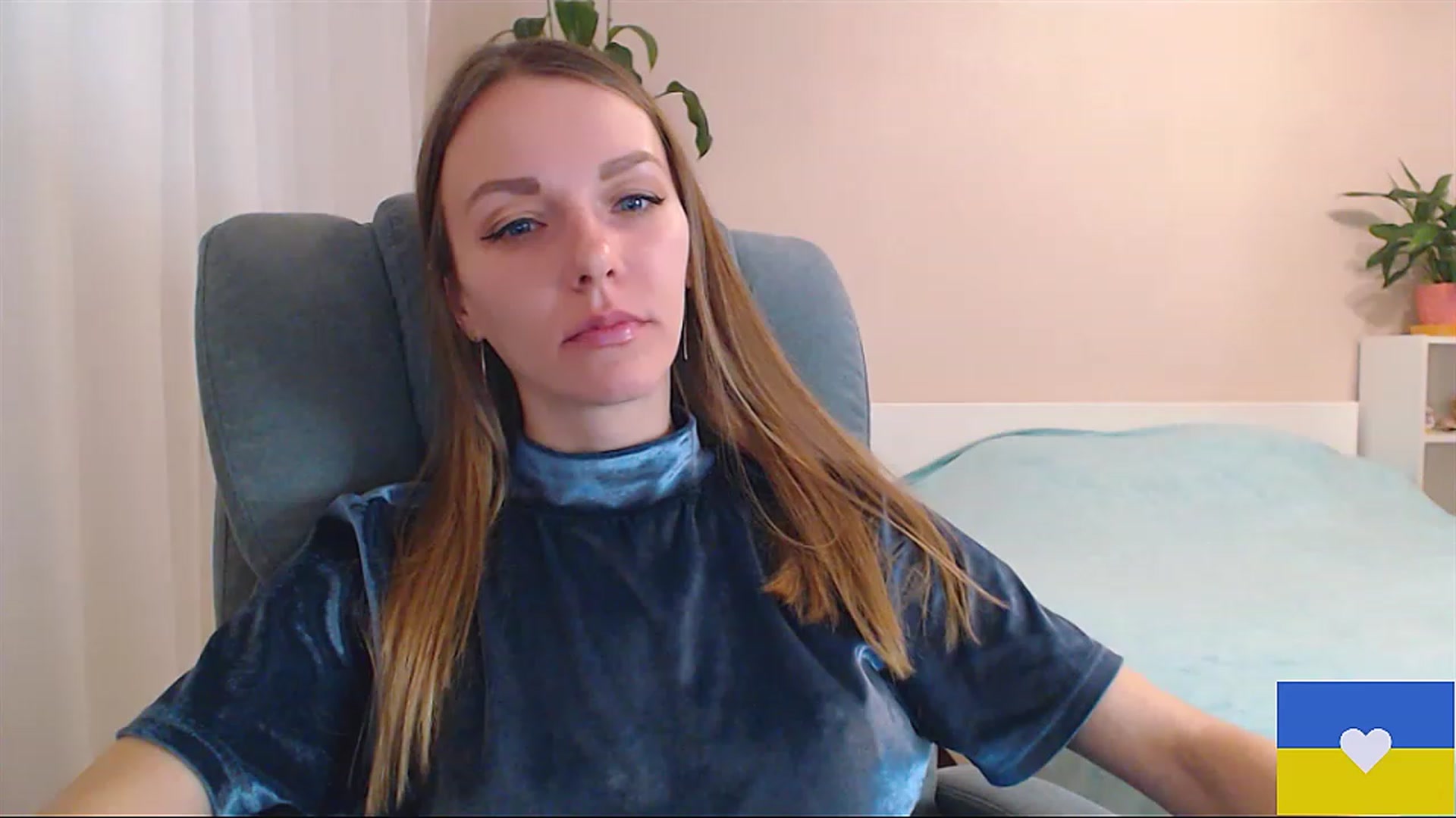 Gallery image thumbnail from Divine_Phenix's myfreecams stream on, 02/23/2023, 22:10 image 10 of 20