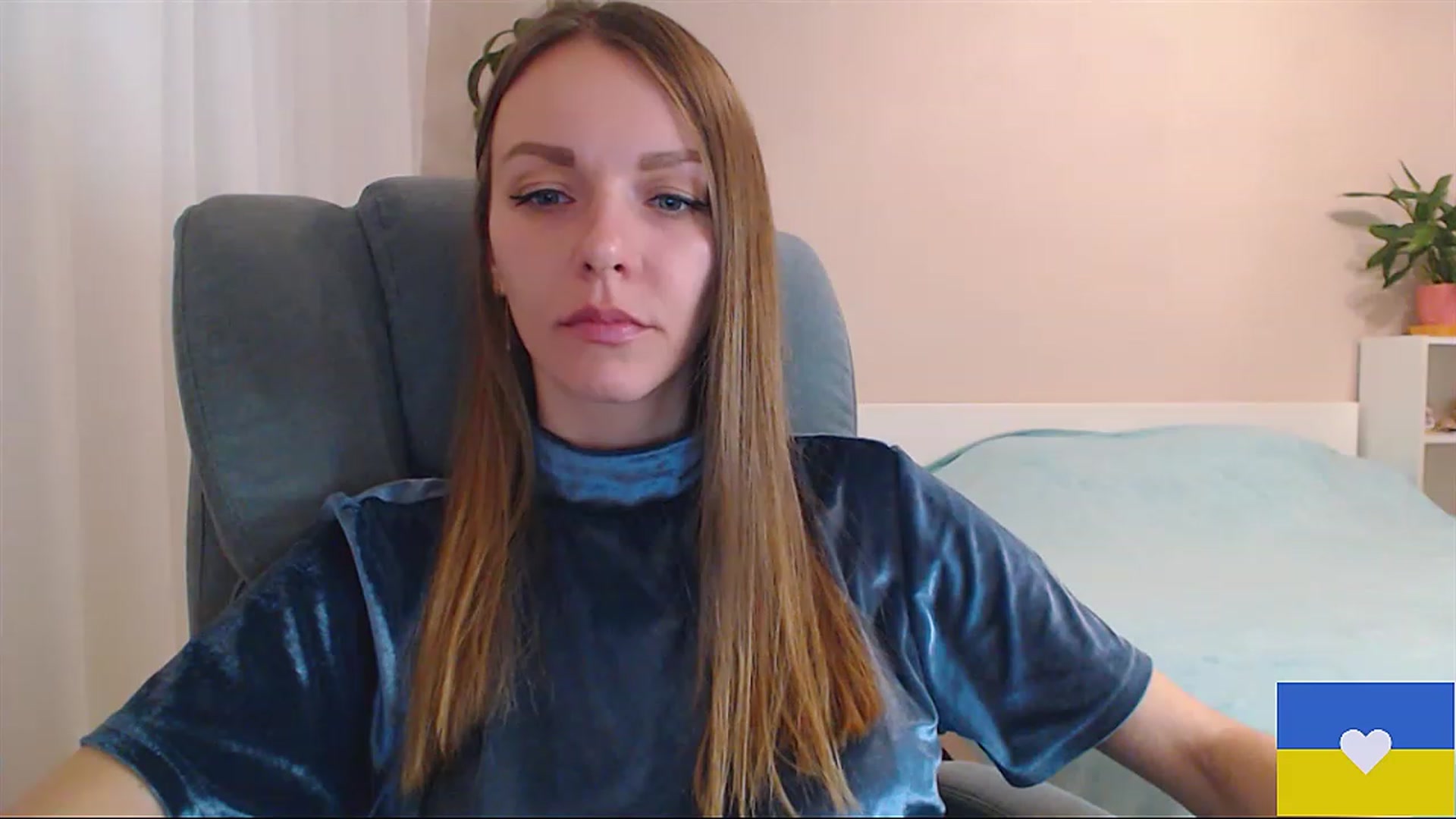 Gallery image thumbnail from Divine_Phenix's myfreecams stream on, 02/23/2023, 22:10 image 9 of 20