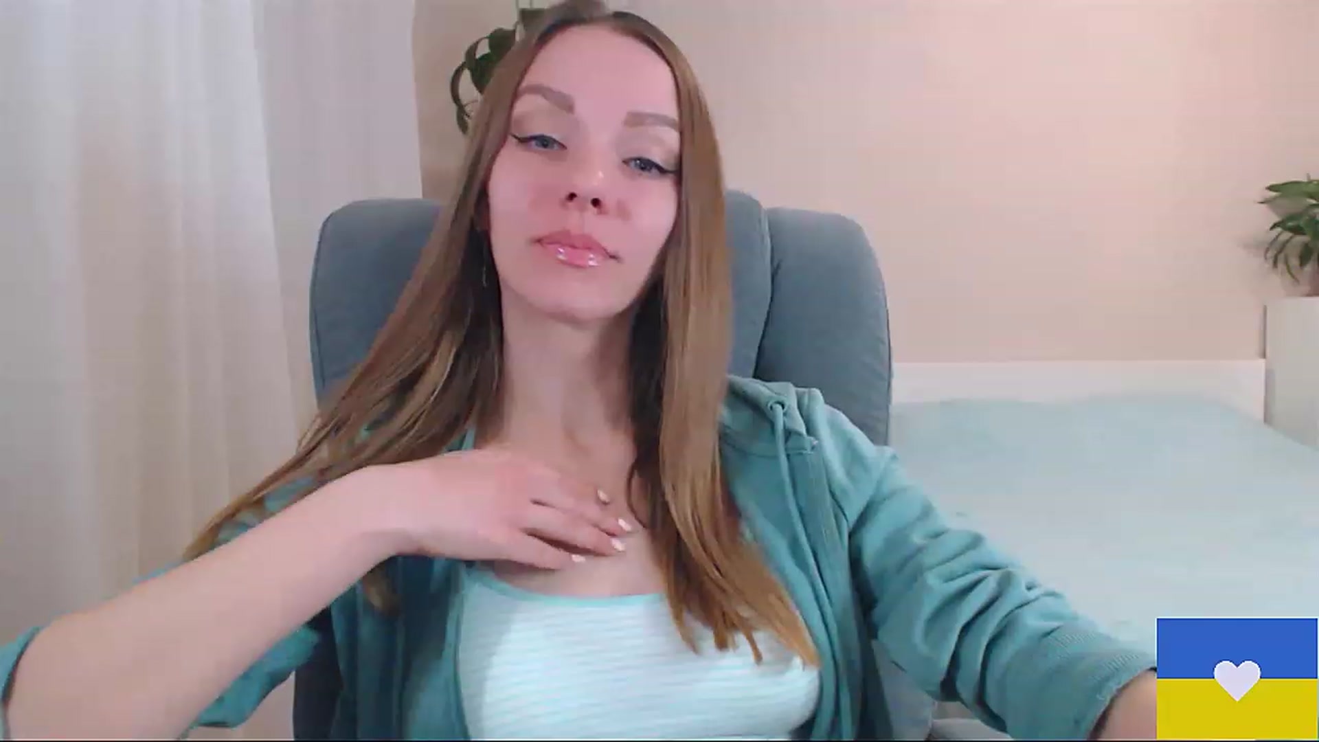 Gallery image thumbnail from Divine_Phenix's myfreecams stream on, 03/22/2023, 19:35 image 4 of 20