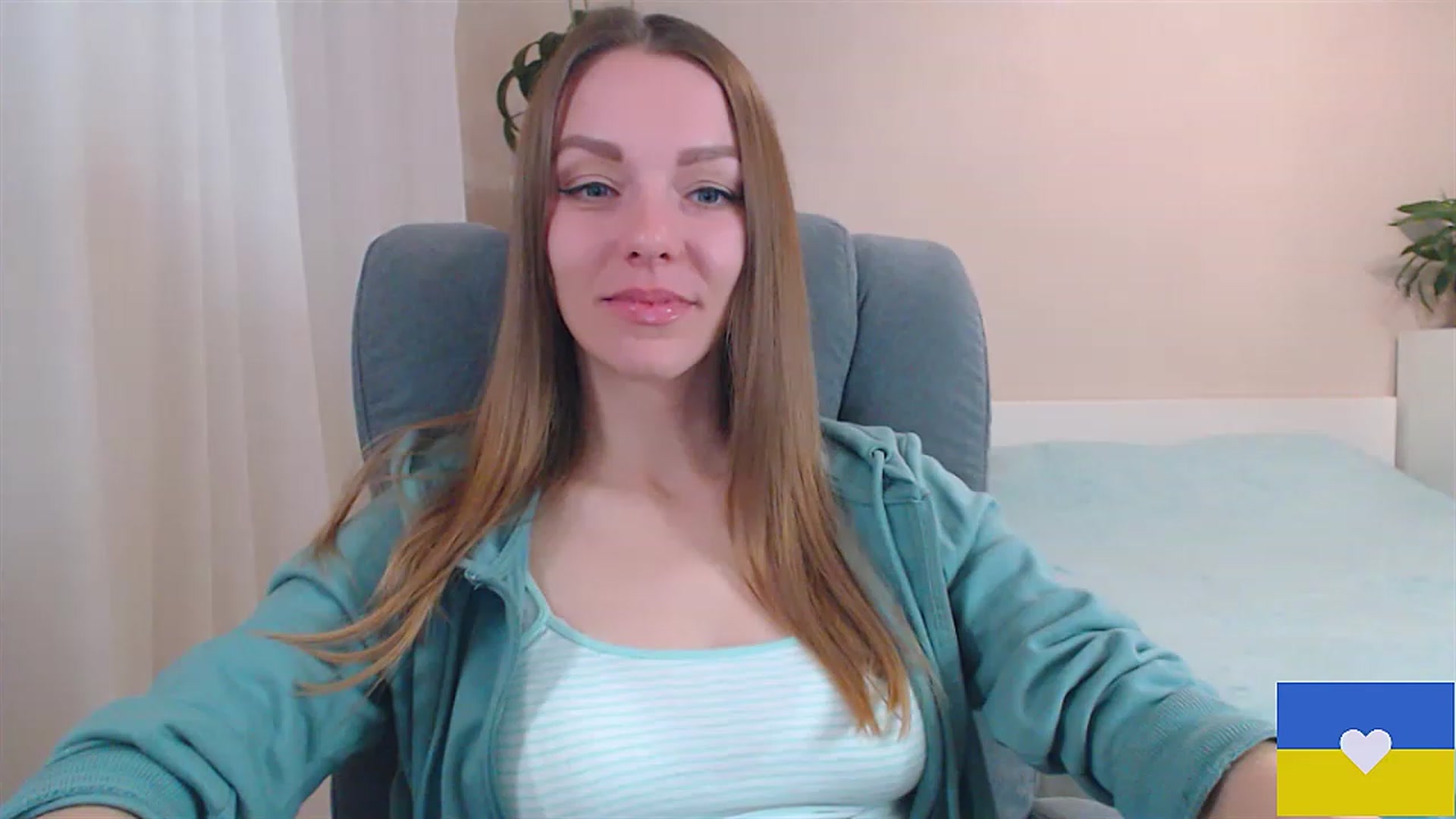 Gallery image thumbnail from Divine_Phenix's myfreecams stream on, 03/22/2023, 19:35 image 7 of 20
