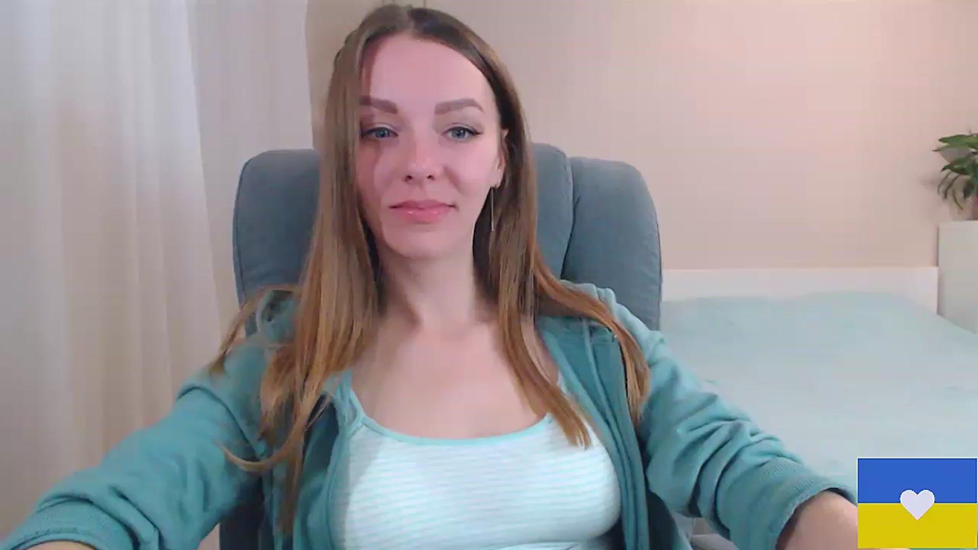 Gallery image thumbnail from Divine_Phenix's myfreecams stream on, 03/22/2023, 19:35 image 10 of 20