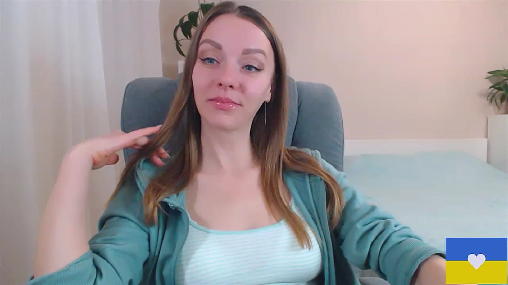 Gallery image thumbnail from Divine_Phenix's myfreecams stream on, 03/22/2023, 19:35 image 11 of 20