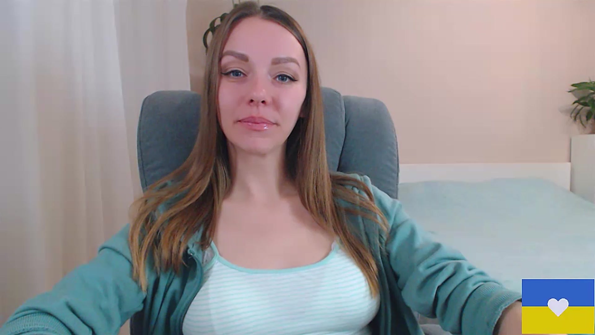 Gallery image thumbnail from Divine_Phenix's myfreecams stream on, 03/22/2023, 19:35 image 13 of 20