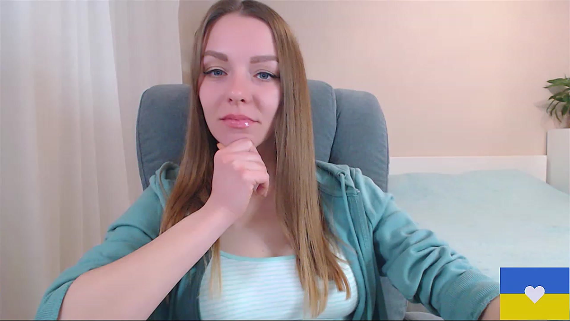 Gallery image thumbnail from Divine_Phenix's myfreecams stream on, 03/22/2023, 19:35 image 1 of 20