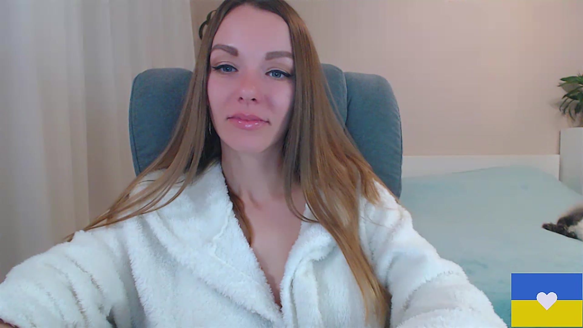 Gallery image thumbnail from Divine_Phenix's myfreecams stream on, 03/23/2023, 20:26 image 11 of 20