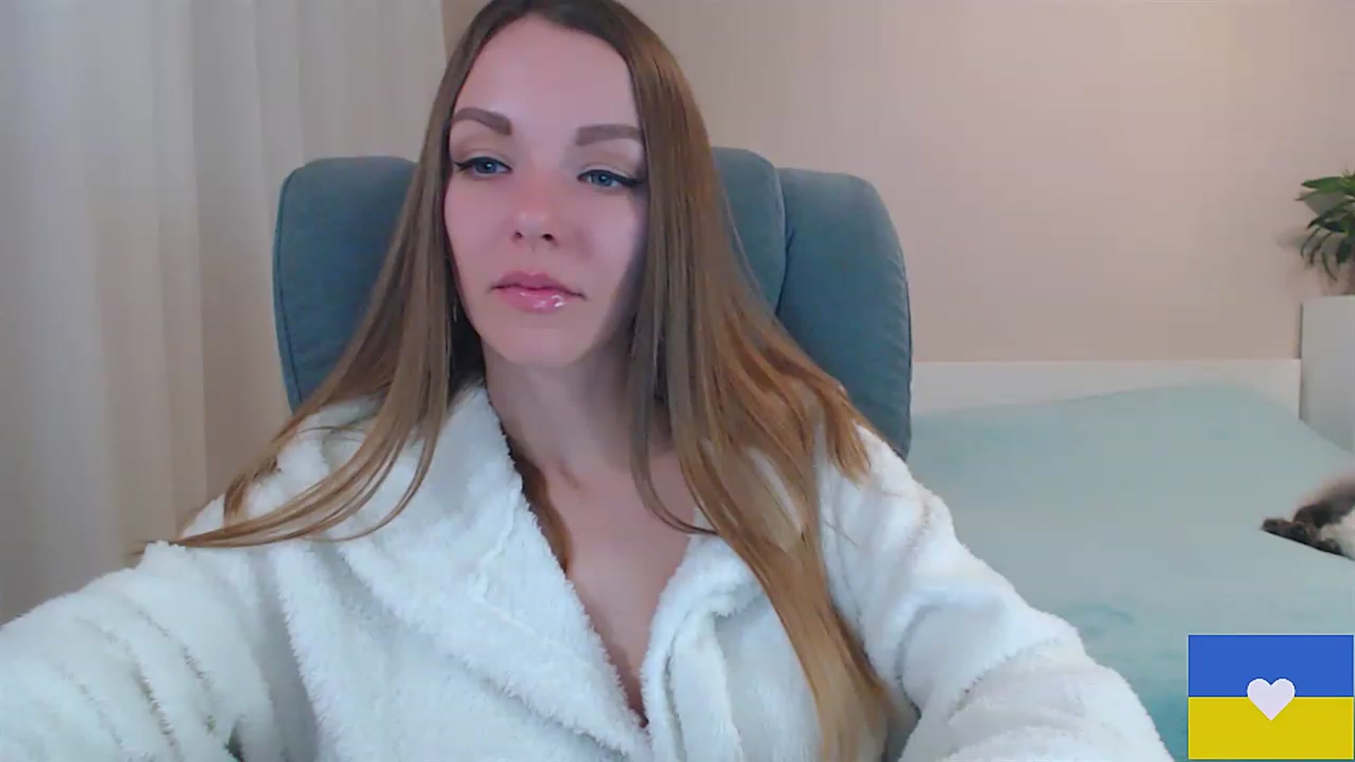 Gallery image thumbnail from Divine_Phenix's myfreecams stream on, 03/23/2023, 20:26 image 16 of 20