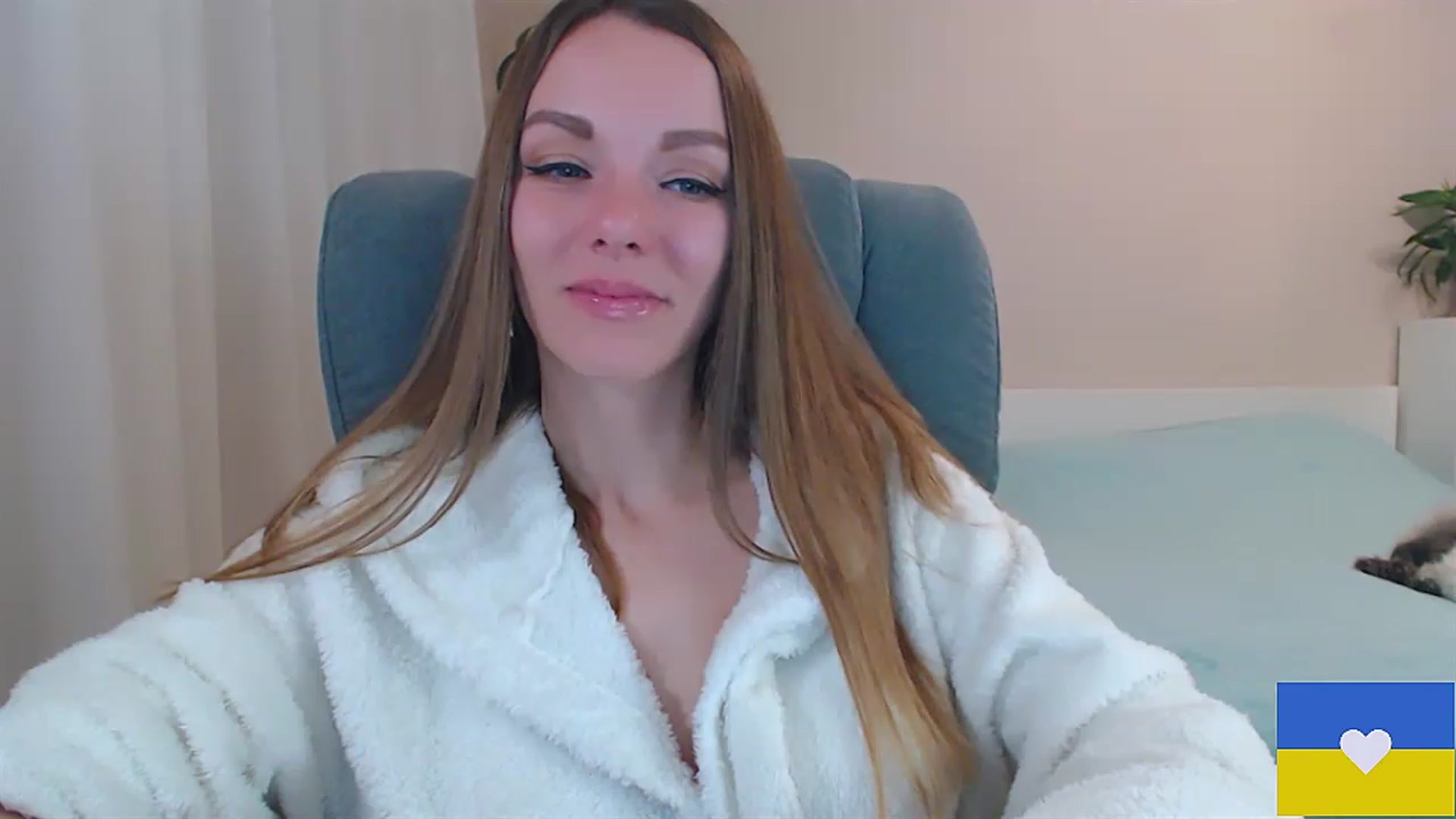 Gallery image thumbnail from Divine_Phenix's myfreecams stream on, 03/23/2023, 20:26 image 12 of 20