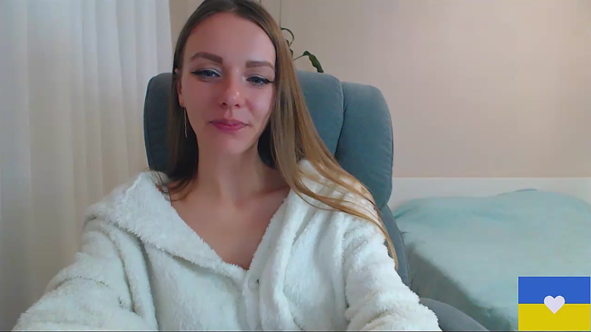 Gallery image thumbnail from Divine_Phenix's myfreecams stream on, 04/02/2023, 21:16 image 2 of 20
