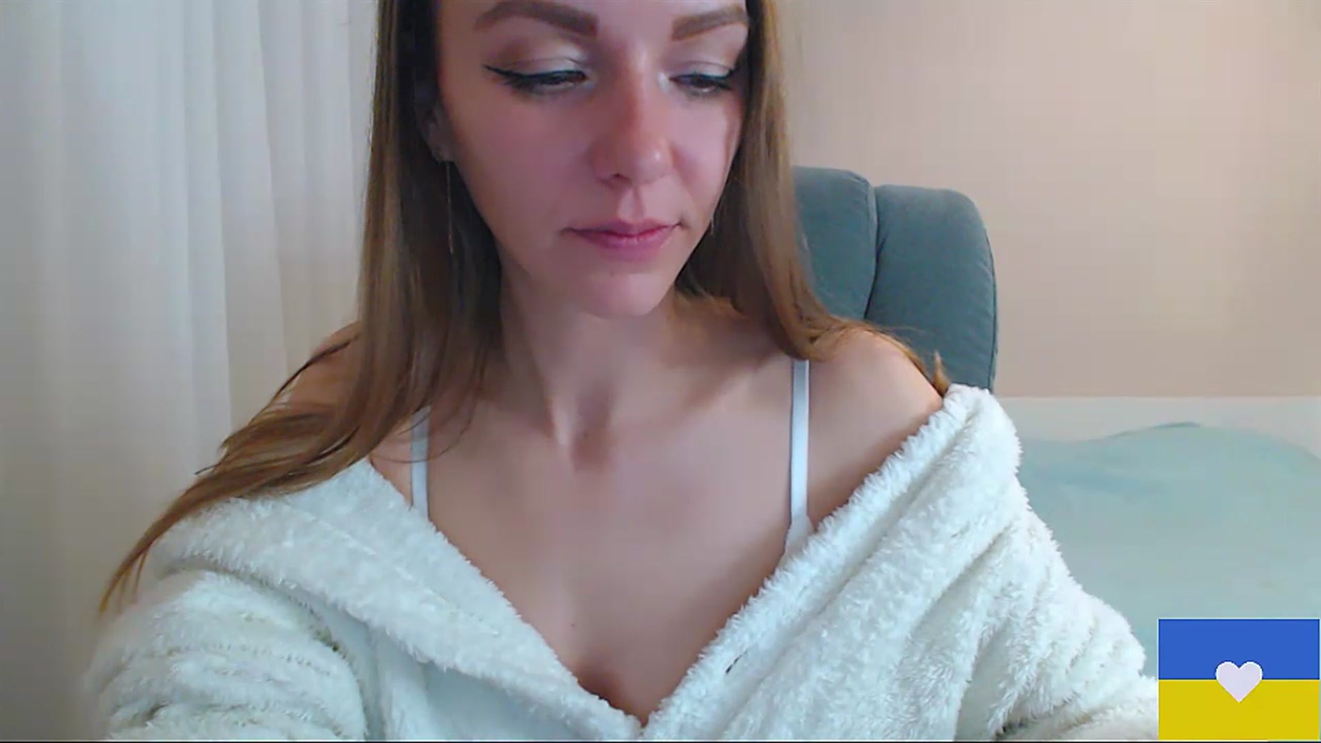 Gallery image thumbnail from Divine_Phenix's myfreecams stream on, 04/02/2023, 21:16 image 7 of 20