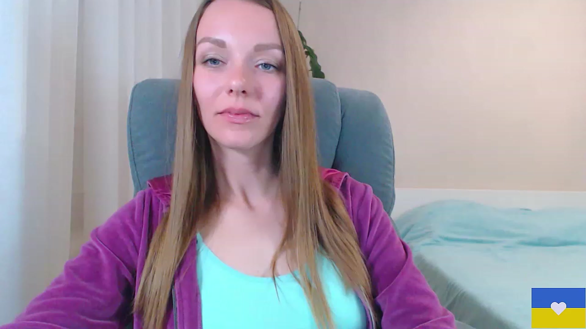 Gallery image thumbnail from Divine_Phenix's myfreecams stream on, 04/28/2023, 20:10 image 17 of 20