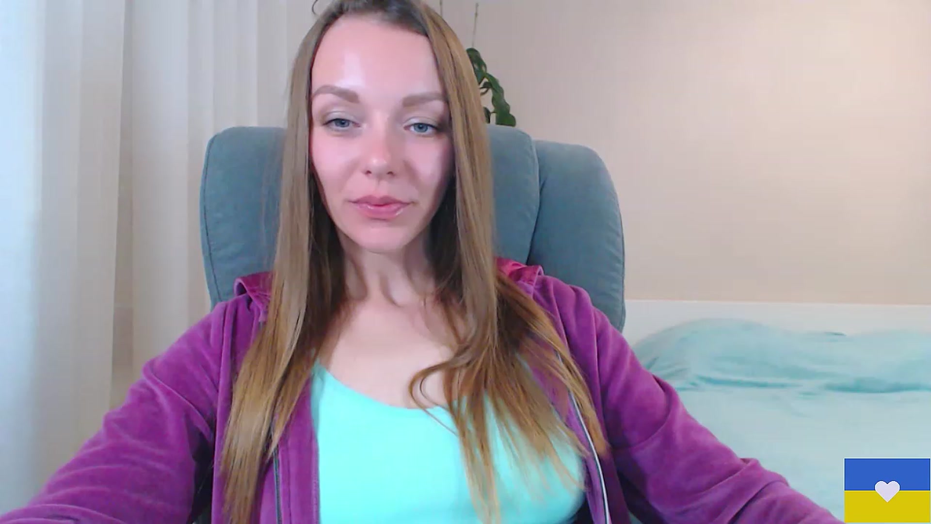 Gallery image thumbnail from Divine_Phenix's myfreecams stream on, 04/28/2023, 20:10 image 18 of 20