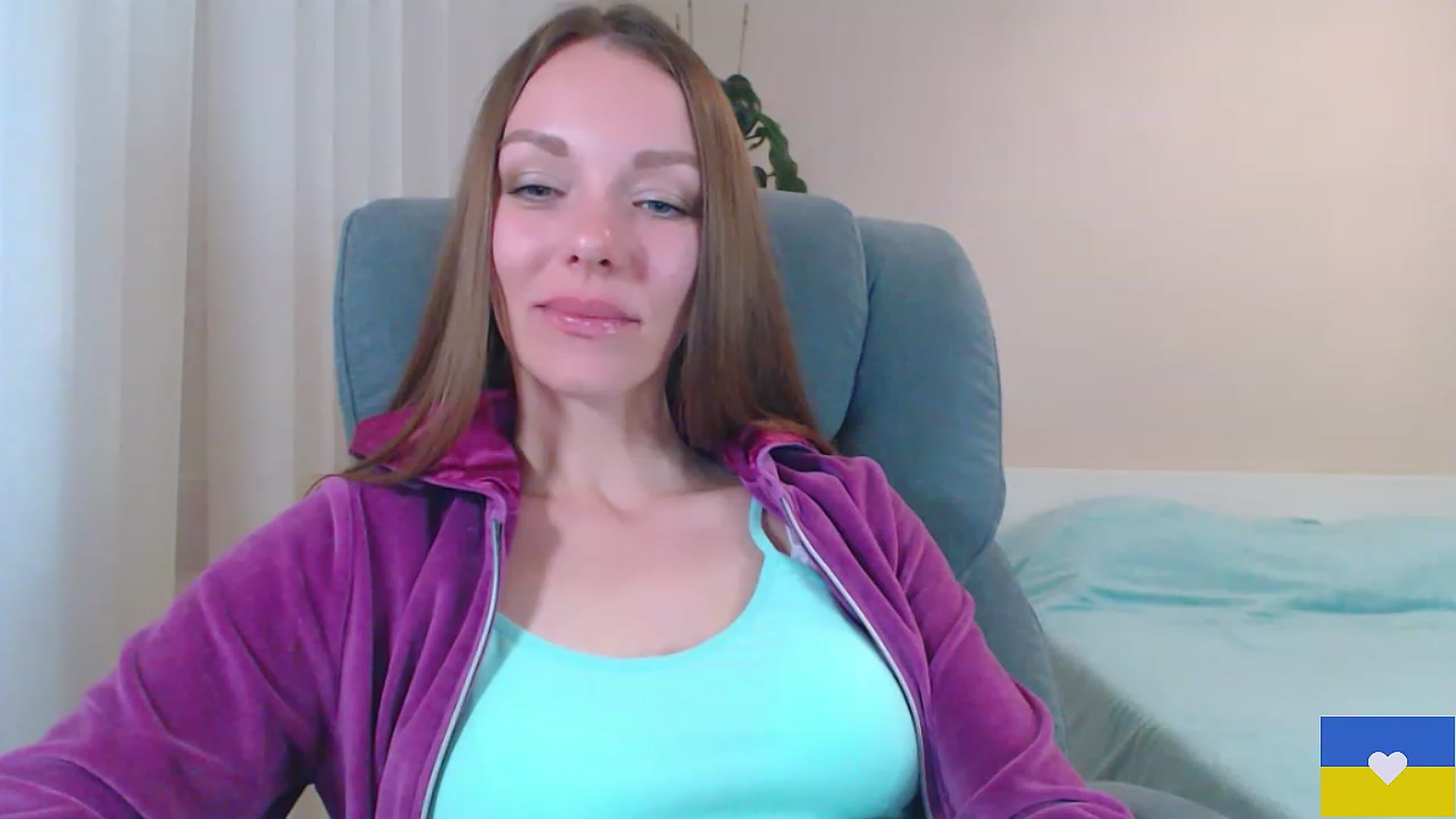 Gallery image thumbnail from Divine_Phenix's myfreecams stream on, 04/28/2023, 20:10 image 3 of 20