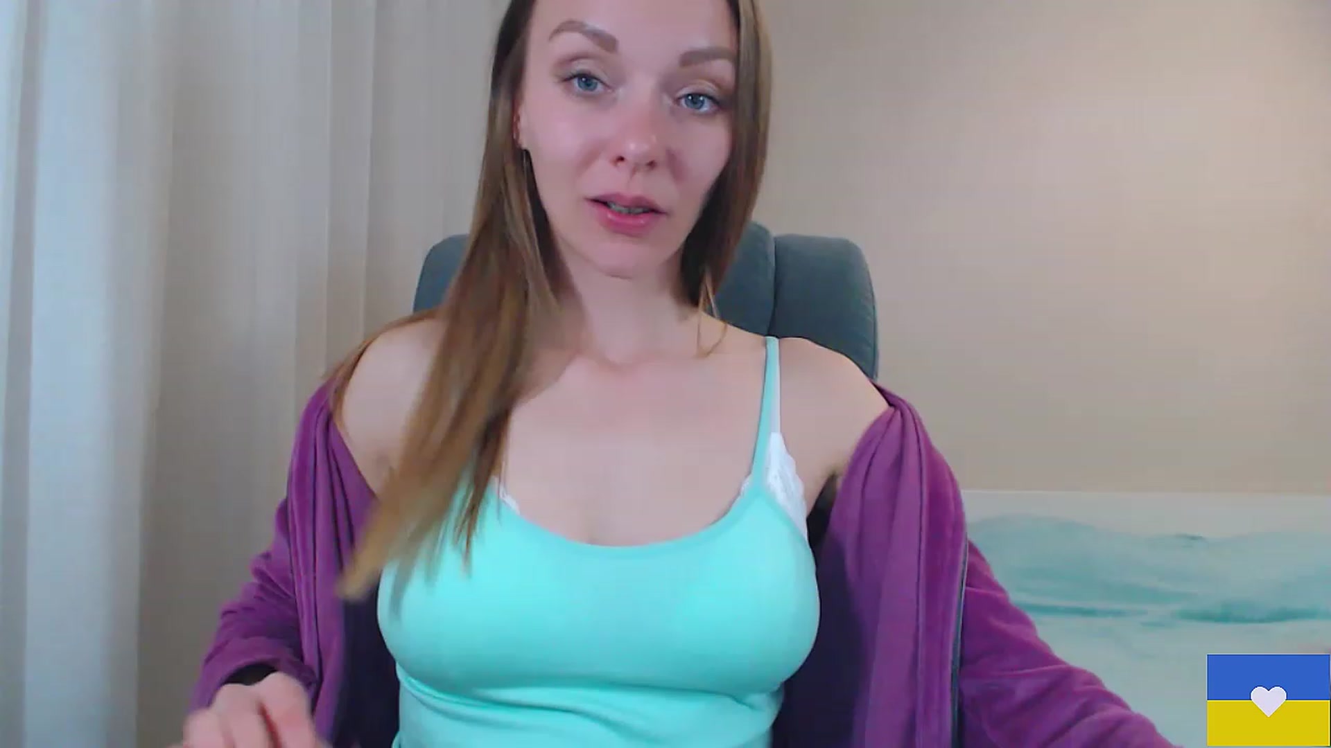 Gallery image thumbnail from Divine_Phenix's myfreecams stream on, 04/28/2023, 21:24 image 14 of 20