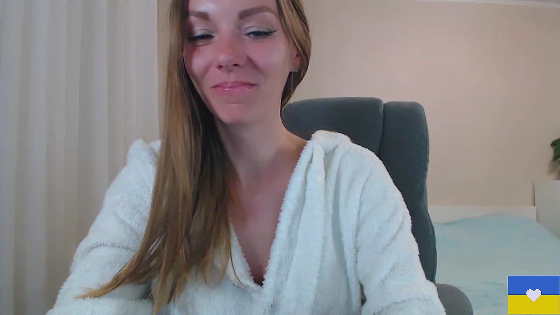 Gallery image thumbnail from Divine_Phenix's myfreecams stream on, 05/02/2023, 20:20 image 20 of 20