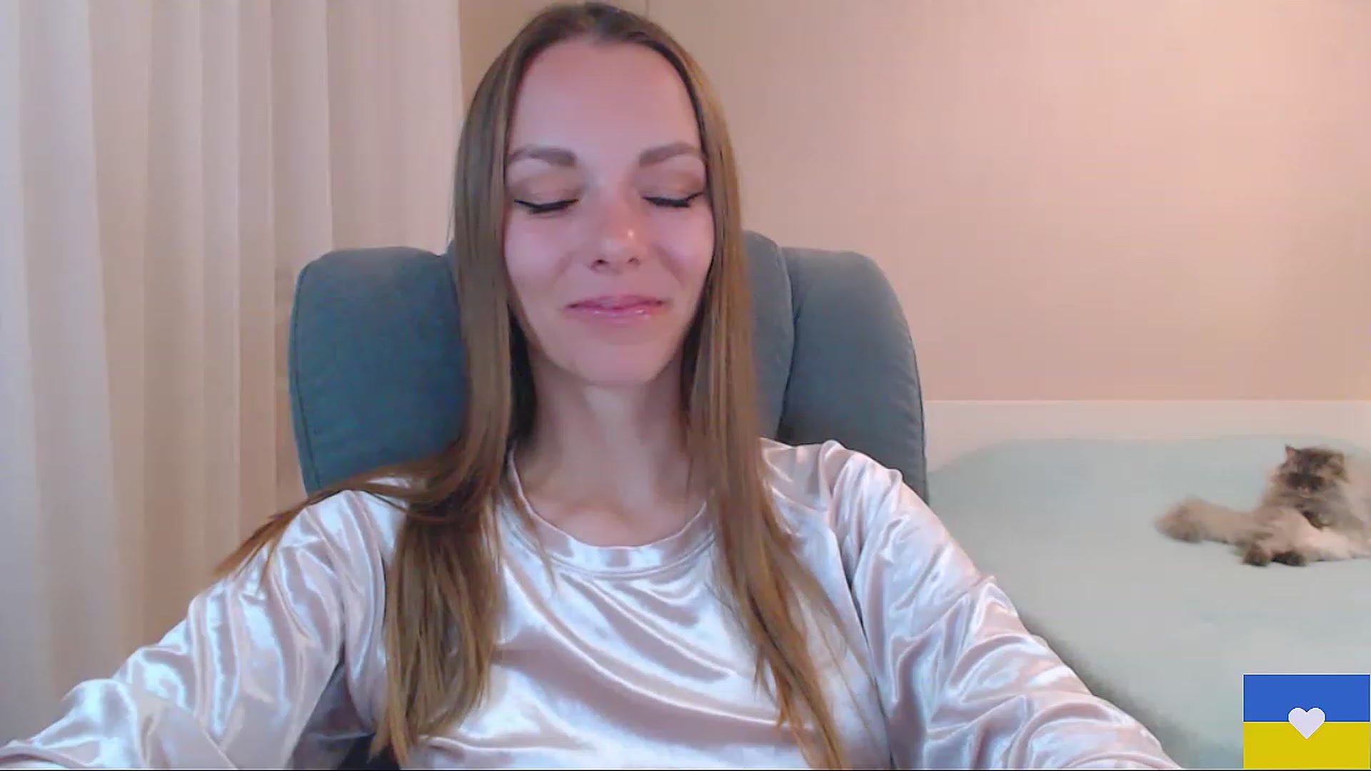 Gallery image thumbnail from Divine_Phenix's myfreecams stream on, 05/09/2023, 19:38 image 14 of 20