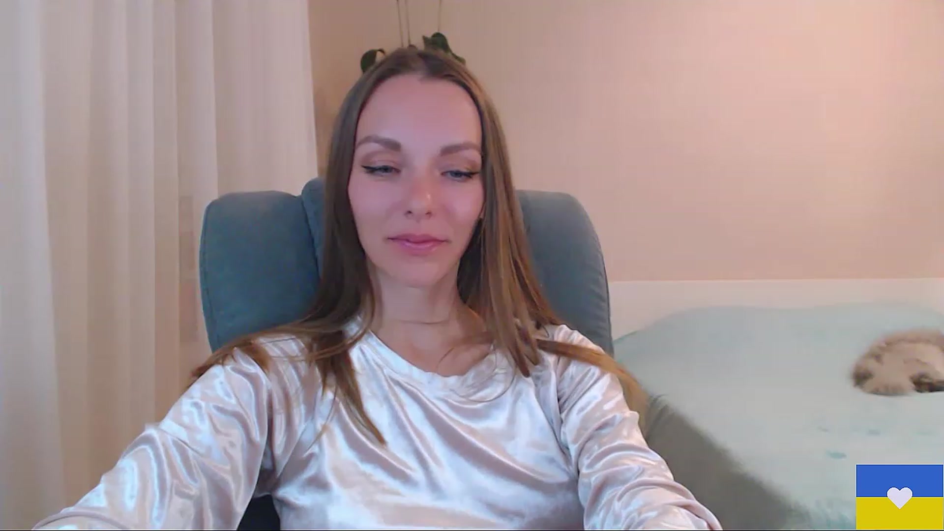 Gallery image thumbnail from Divine_Phenix's myfreecams stream on, 05/09/2023, 19:38 image 18 of 20