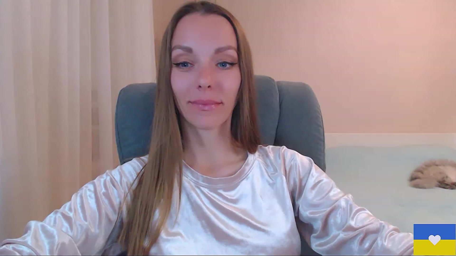 Gallery image thumbnail from Divine_Phenix's myfreecams stream on, 05/09/2023, 19:38 image 7 of 20