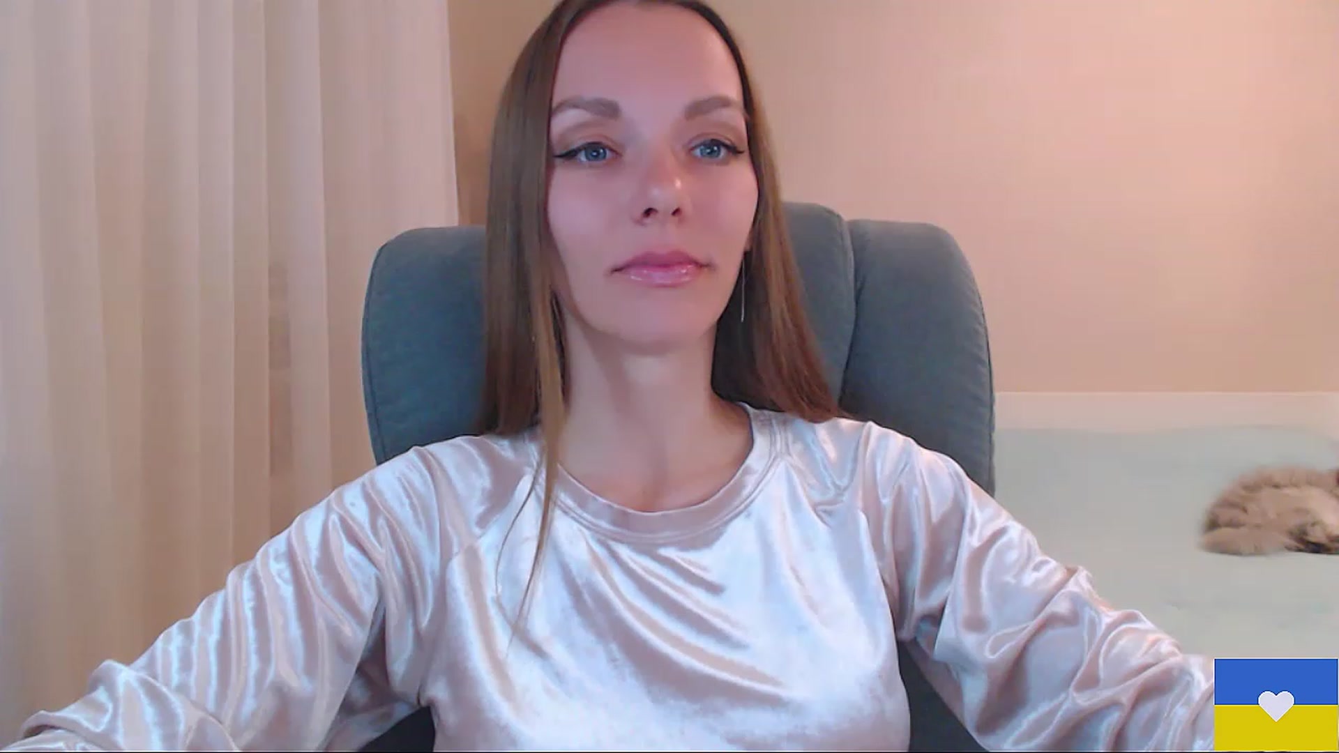 Gallery image thumbnail from Divine_Phenix's myfreecams stream on, 05/09/2023, 19:38 image 3 of 20