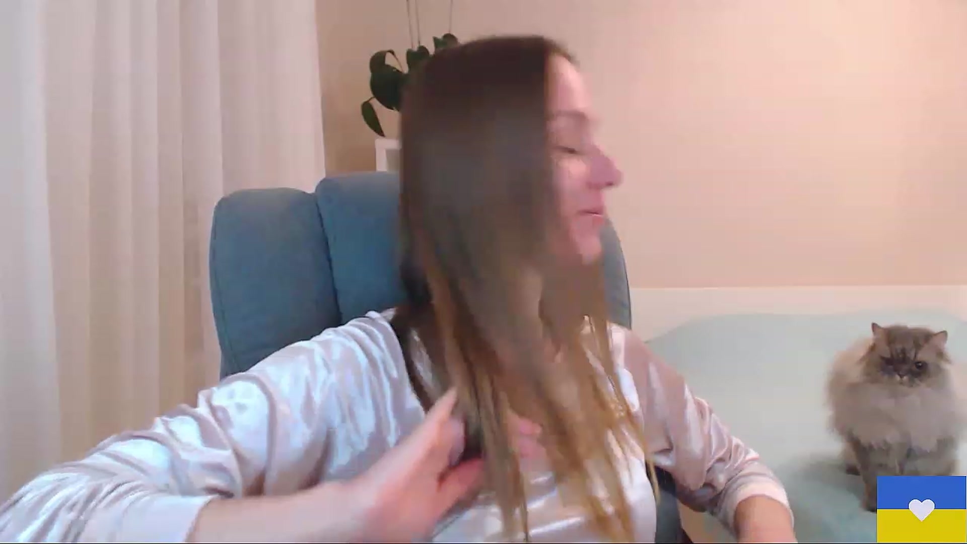 Gallery image thumbnail from Divine_Phenix's myfreecams stream on, 05/09/2023, 19:38 image 17 of 20