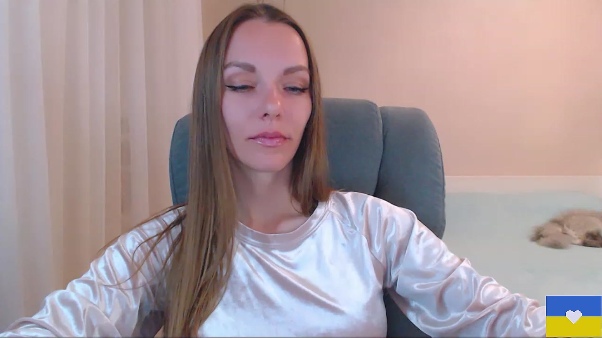 Gallery image thumbnail from Divine_Phenix's myfreecams stream on, 05/09/2023, 19:38 image 9 of 20