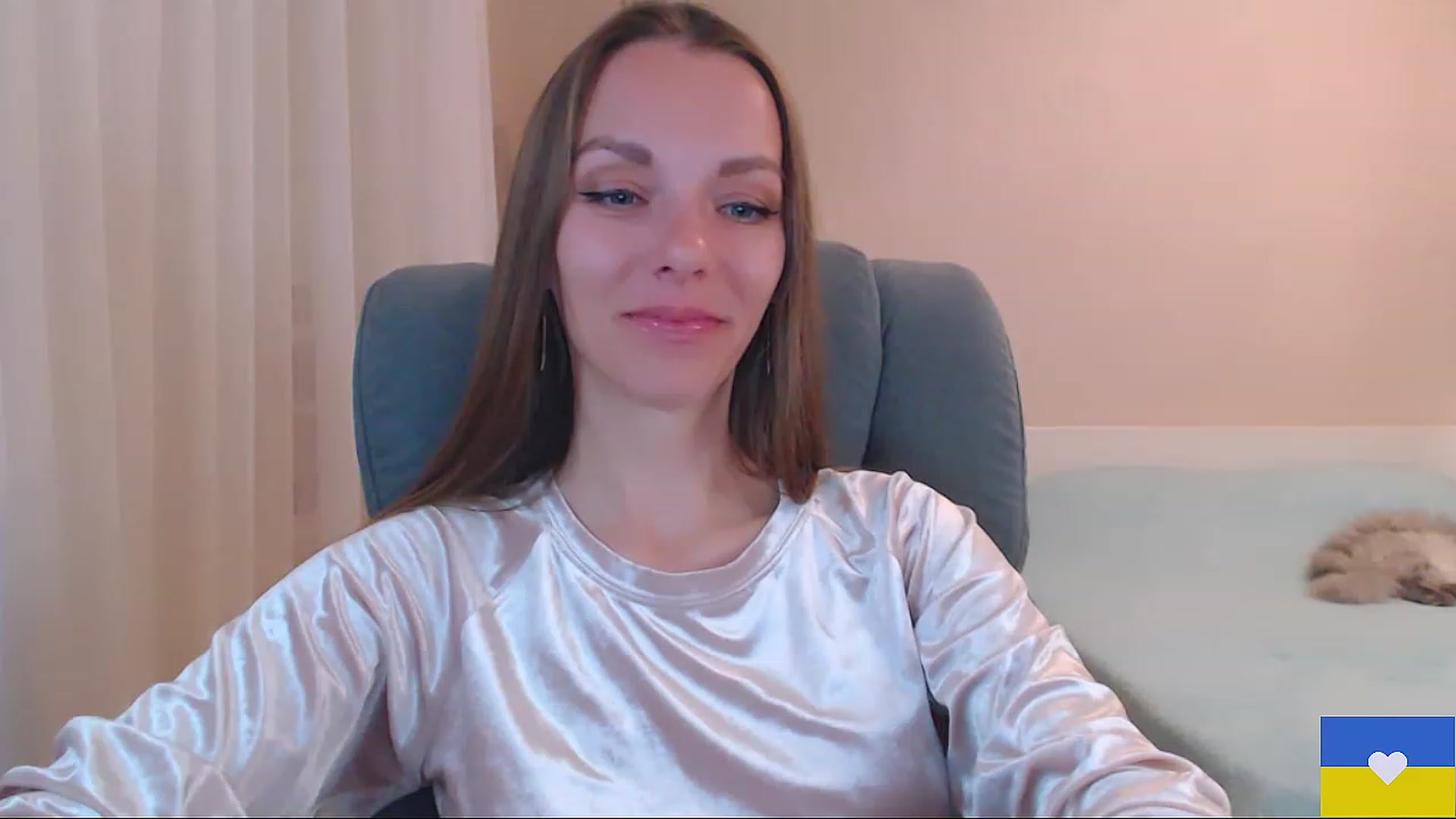 Gallery image thumbnail from Divine_Phenix's myfreecams stream on, 05/09/2023, 19:38 image 6 of 20