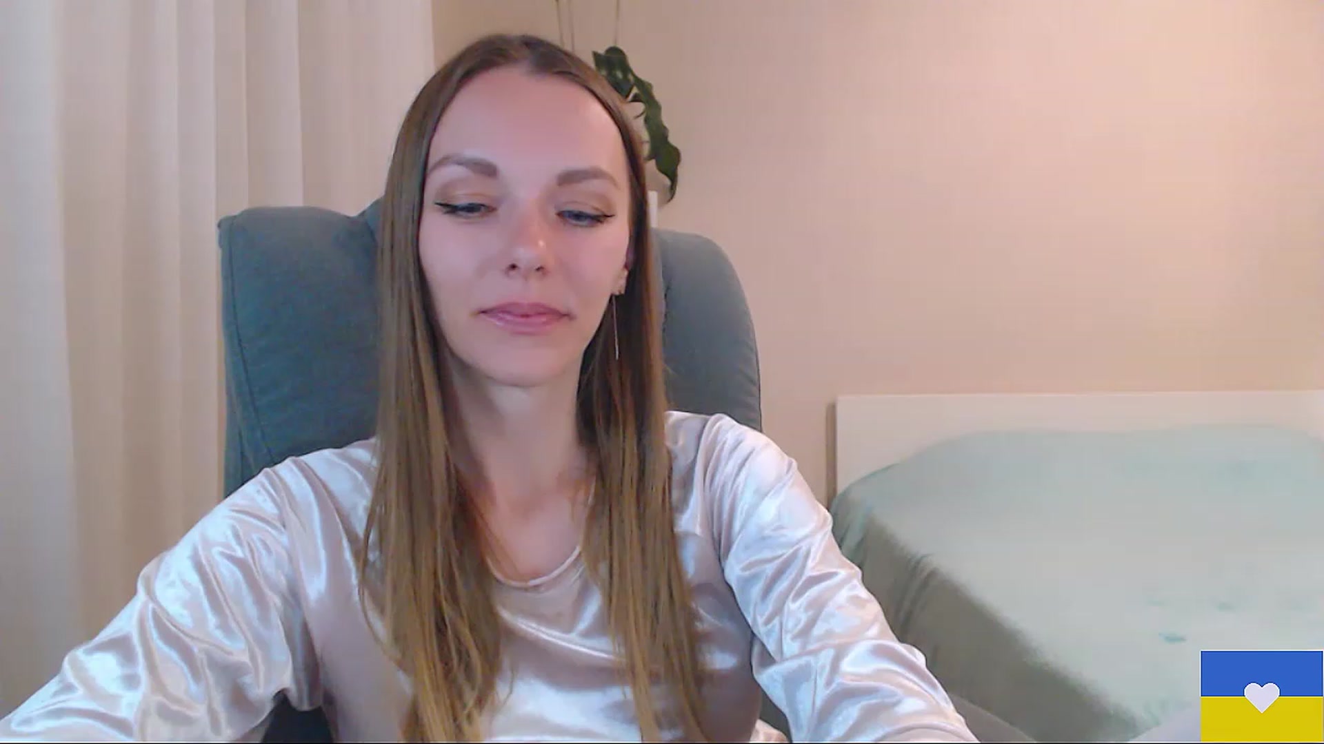Gallery image thumbnail from Divine_Phenix's myfreecams stream on, 05/09/2023, 20:36 image 7 of 20