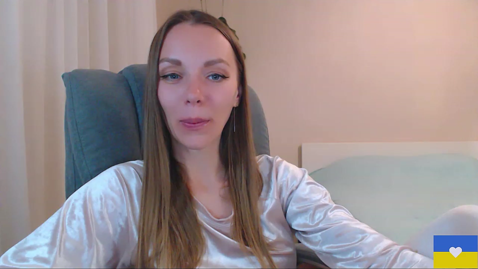 Gallery image thumbnail from Divine_Phenix's myfreecams stream on, 05/09/2023, 20:36 image 16 of 20