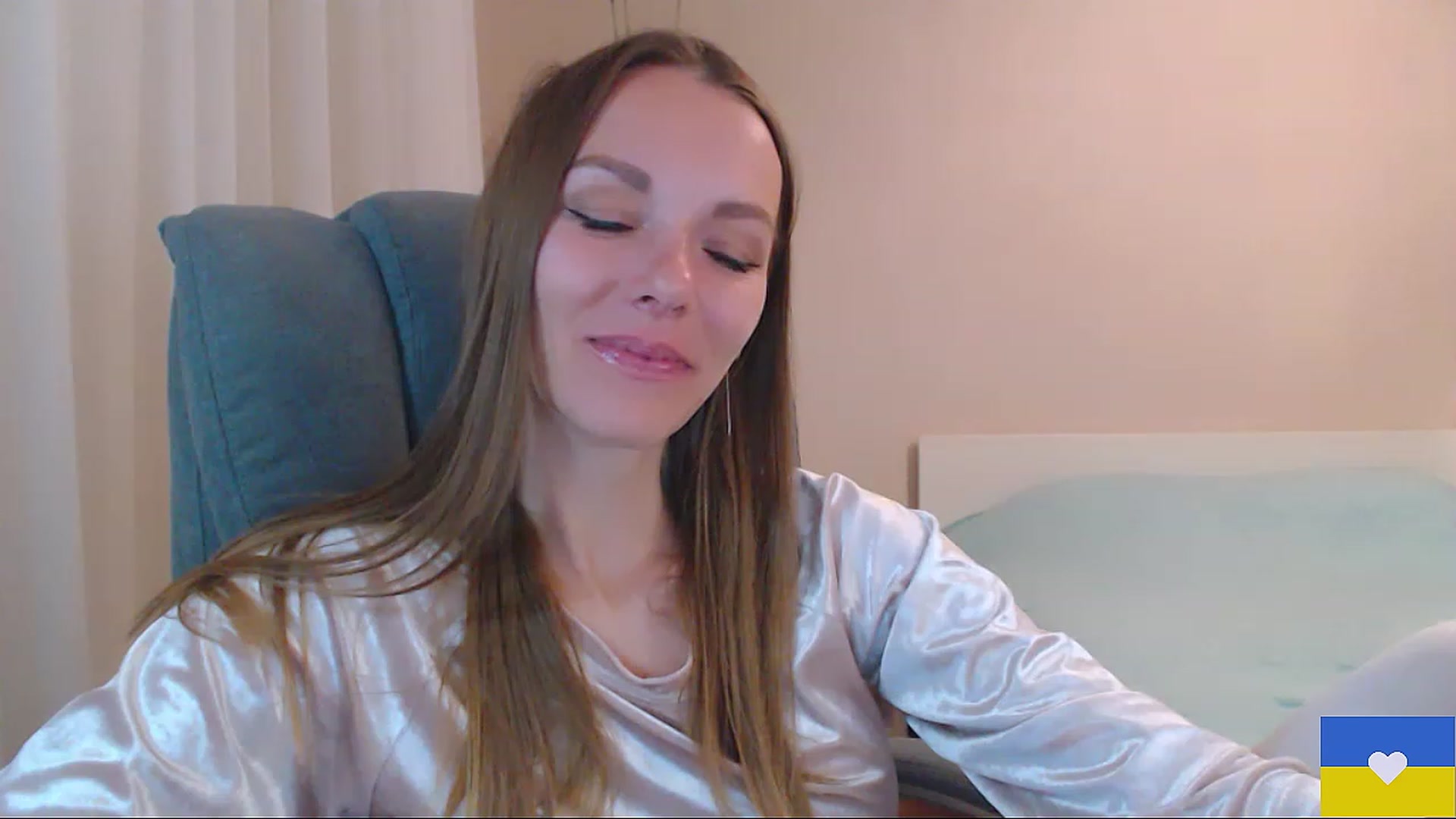 Gallery image thumbnail from Divine_Phenix's myfreecams stream on, 05/09/2023, 20:36 image 20 of 20