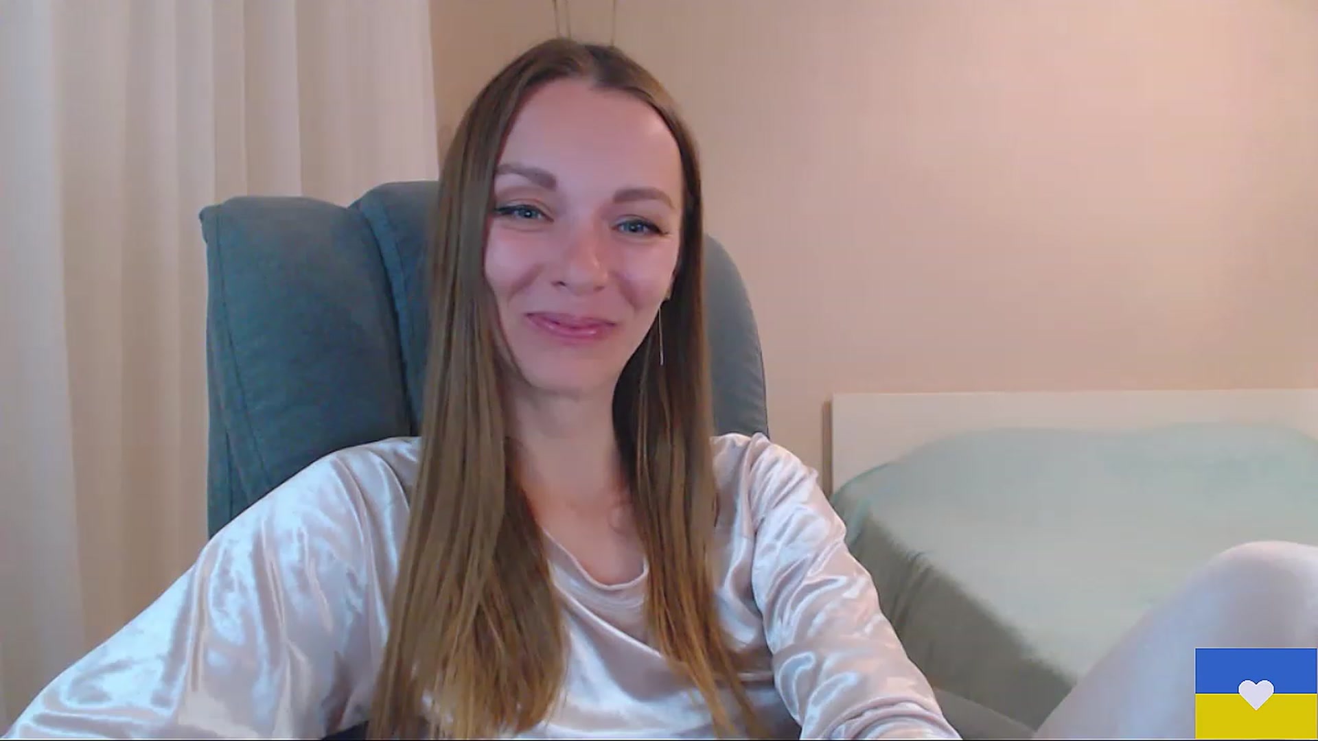 Gallery image thumbnail from Divine_Phenix's myfreecams stream on, 05/09/2023, 20:36 image 15 of 20