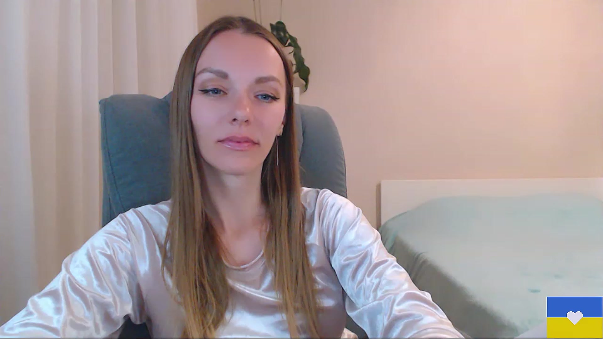 Gallery image thumbnail from Divine_Phenix's myfreecams stream on, 05/09/2023, 20:36 image 8 of 20