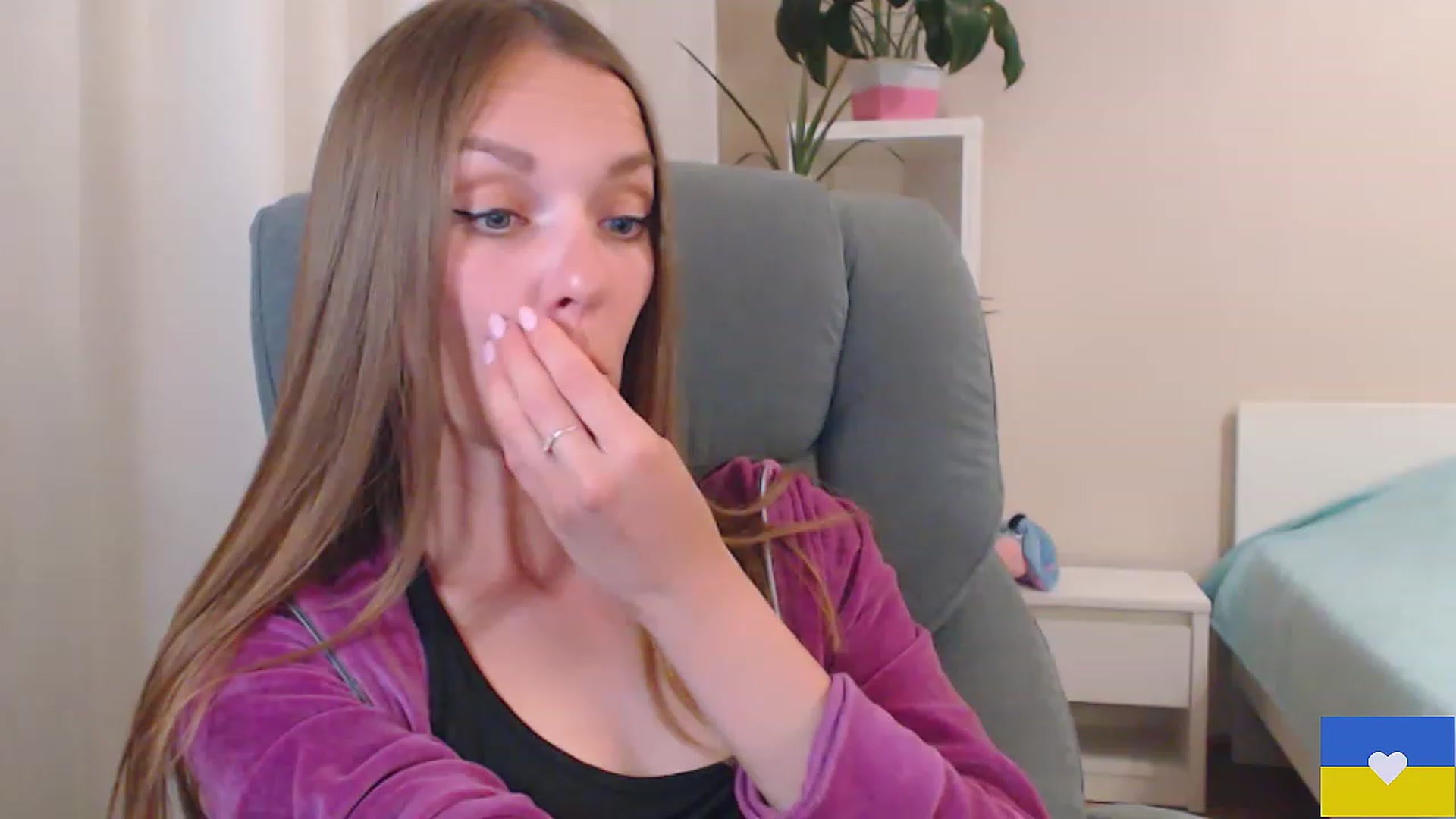 Gallery image thumbnail from Divine_Phenix's myfreecams stream on, 05/31/2023, 18:54 image 20 of 20