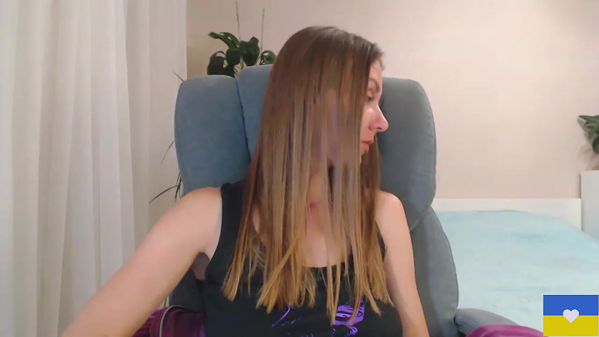 Gallery image thumbnail from Divine_Phenix's myfreecams stream on, 05/31/2023, 21:18 image 15 of 20