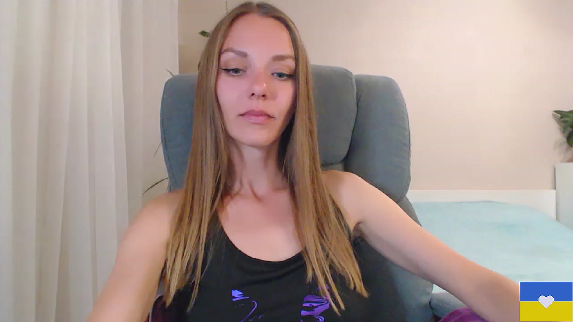 Gallery image thumbnail from Divine_Phenix's myfreecams stream on, 05/31/2023, 21:18 image 14 of 20
