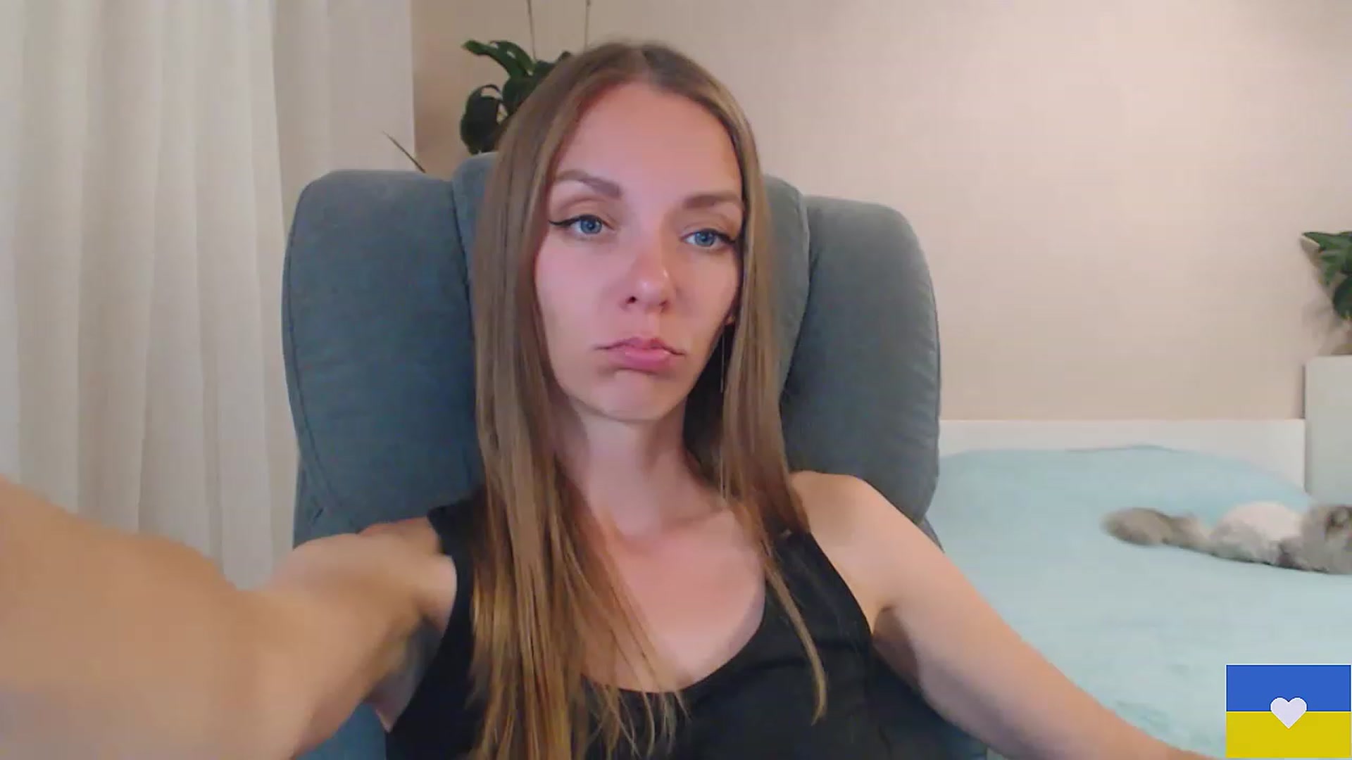 Gallery image thumbnail from Divine_Phenix's myfreecams stream on, 05/31/2023, 21:18 image 18 of 20