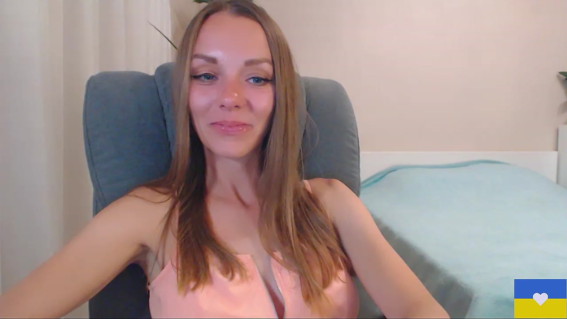 Gallery image thumbnail from Divine_Phenix's myfreecams stream on, 06/01/2023, 20:11 image 3 of 20