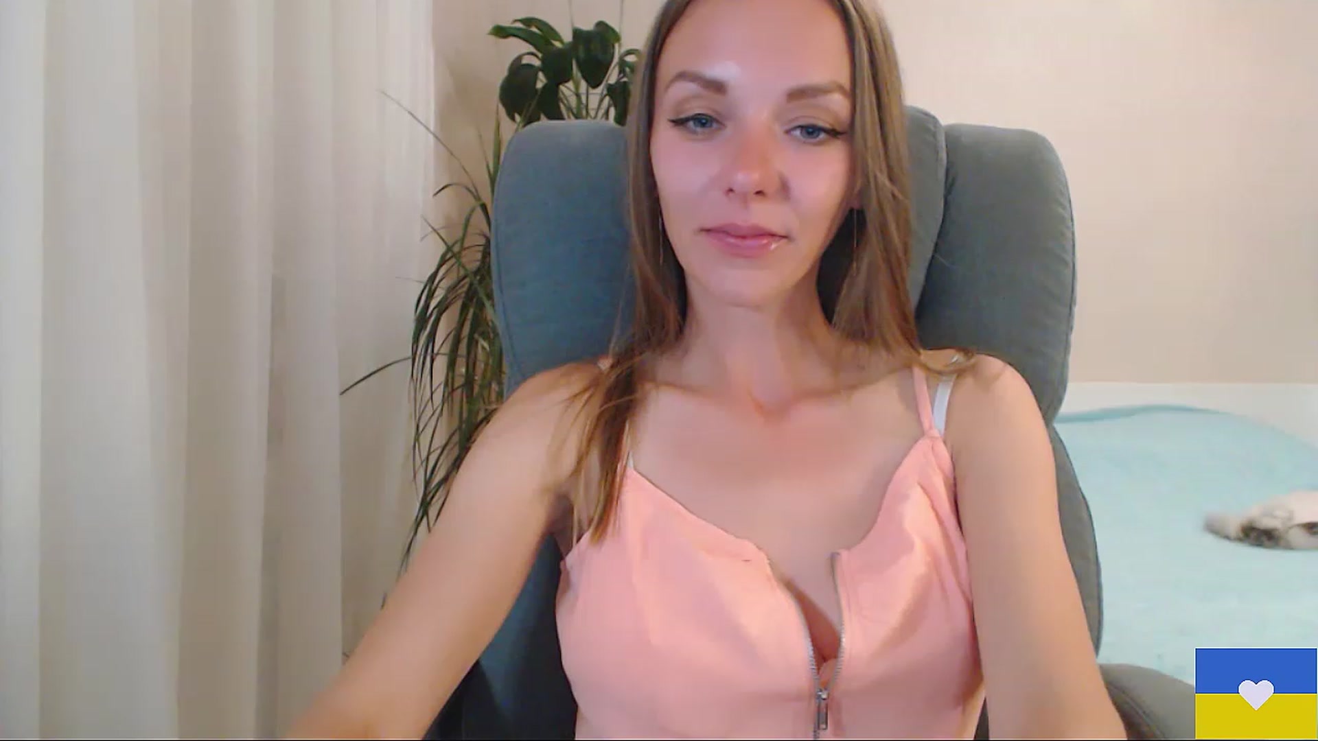 Gallery image thumbnail from Divine_Phenix's myfreecams stream on, 06/01/2023, 21:06 image 4 of 20