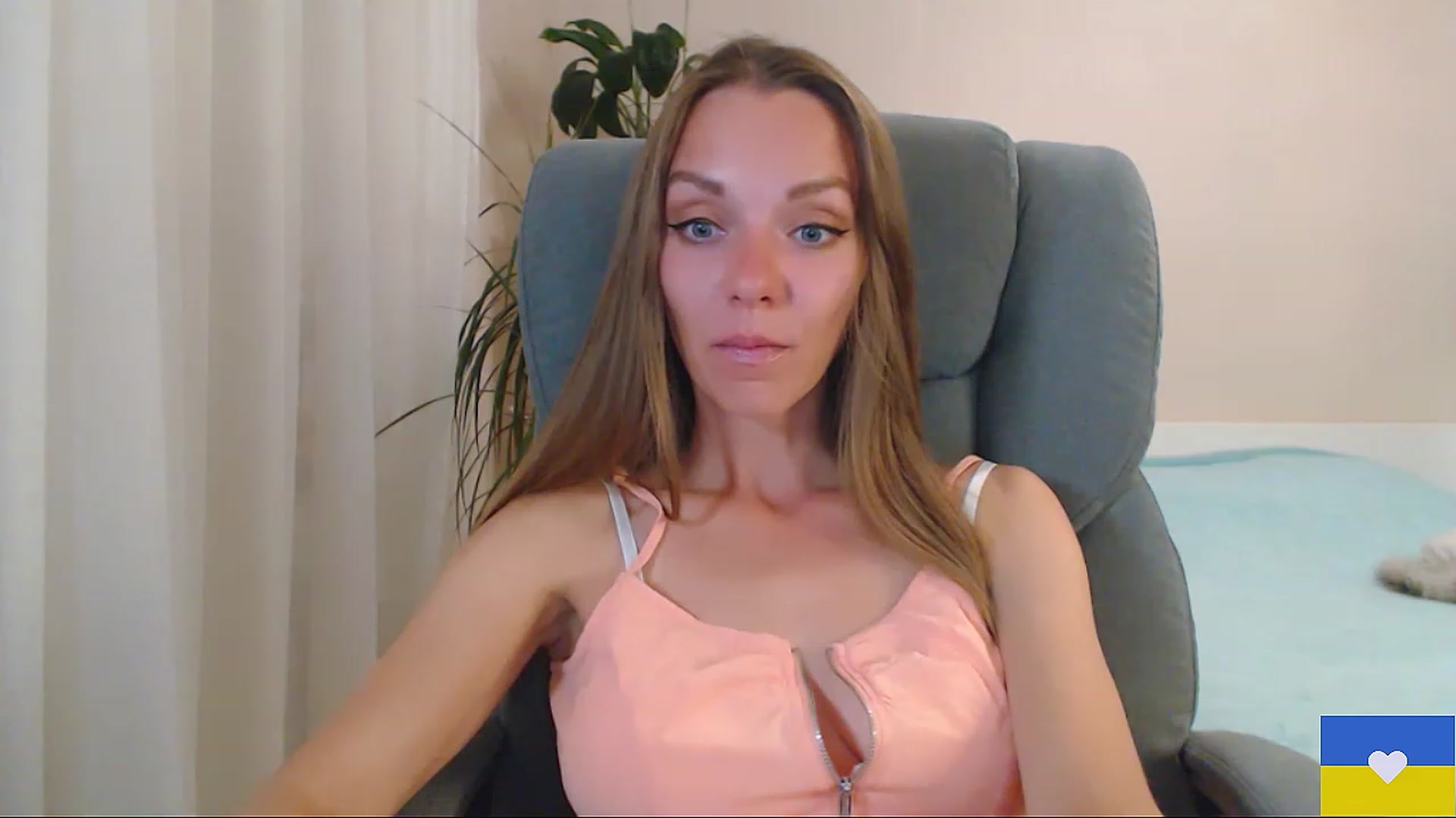 Gallery image thumbnail from Divine_Phenix's myfreecams stream on, 06/01/2023, 21:06 image 9 of 20