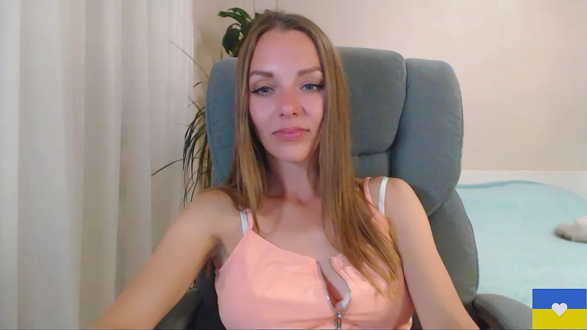 Gallery image thumbnail from Divine_Phenix's myfreecams stream on, 06/01/2023, 21:06 image 19 of 20