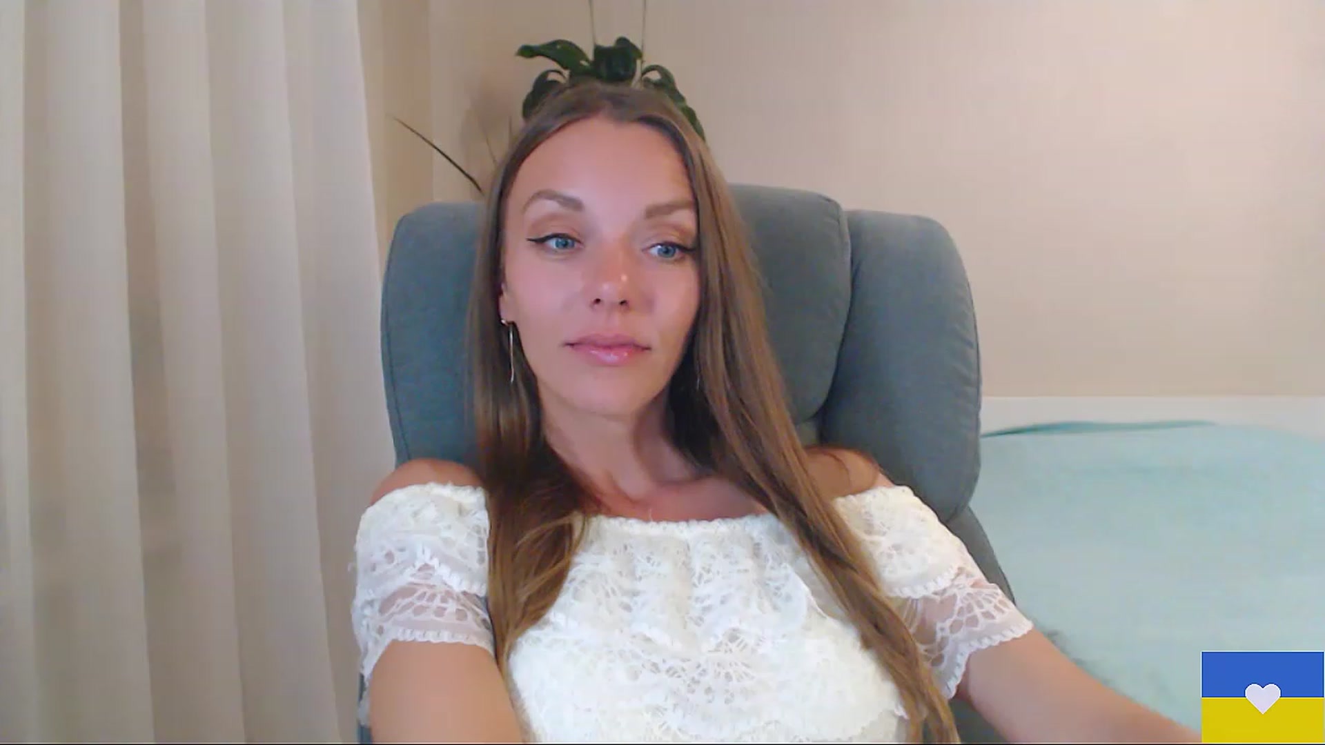 Gallery image thumbnail from Divine_Phenix's myfreecams stream on, 06/02/2023, 19:57 image 13 of 20