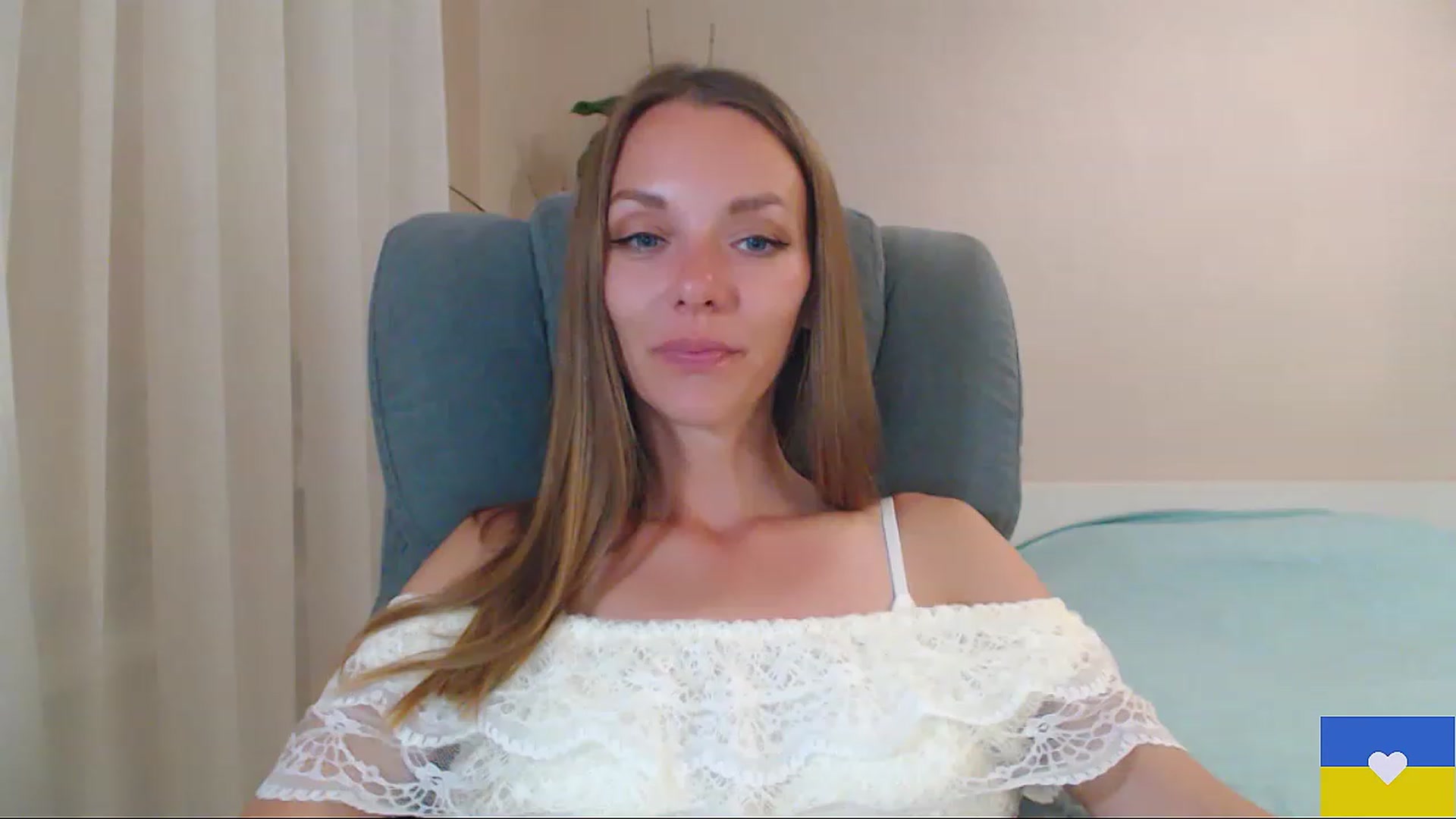 Gallery image thumbnail from Divine_Phenix's myfreecams stream on, 06/02/2023, 20:36 image 5 of 20
