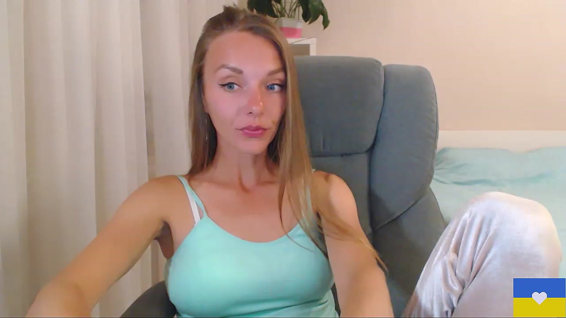 Gallery image thumbnail from Divine_Phenix's myfreecams stream on, 06/09/2023, 21:05 image 16 of 20