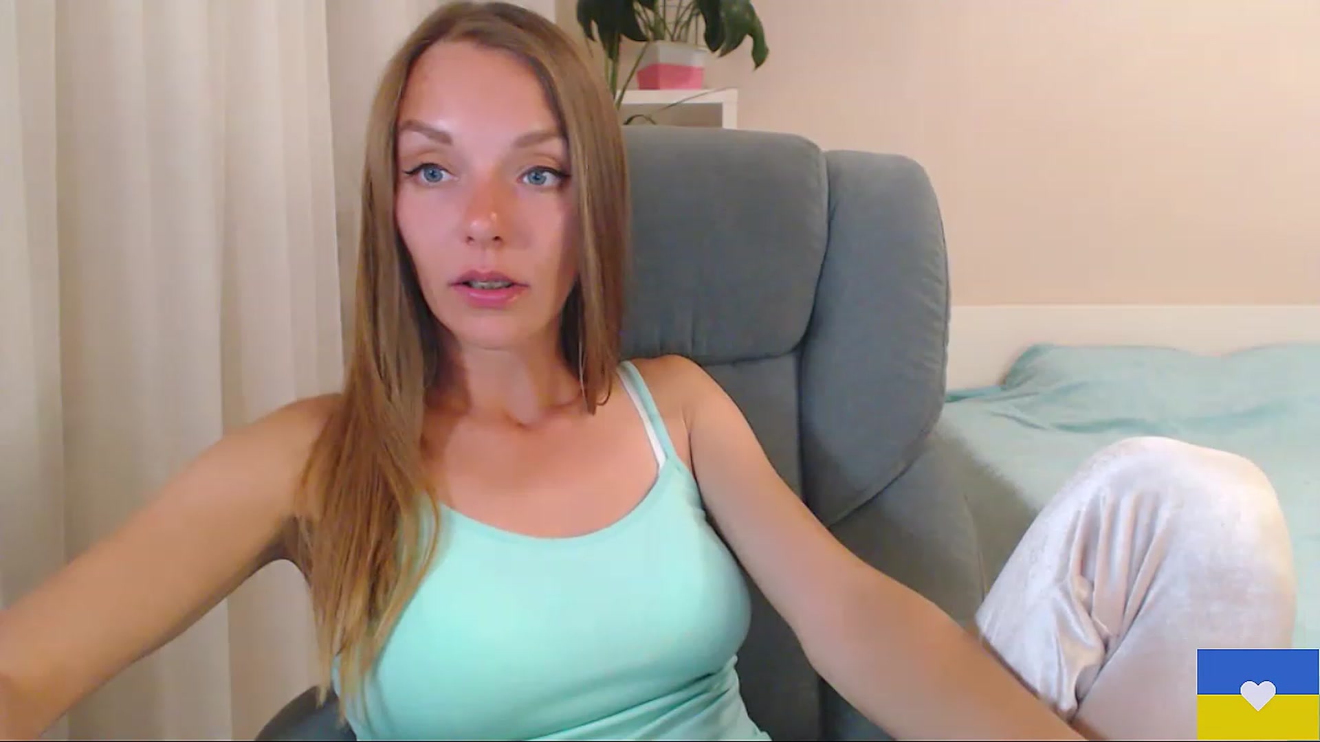Gallery image thumbnail from Divine_Phenix's myfreecams stream on, 06/09/2023, 21:05 image 12 of 20