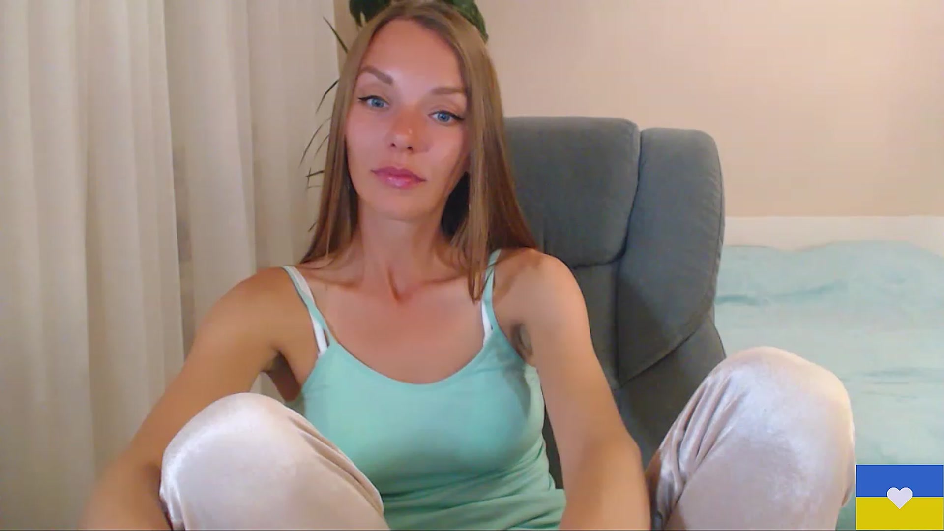 Gallery image thumbnail from Divine_Phenix's myfreecams stream on, 06/09/2023, 21:05 image 5 of 20