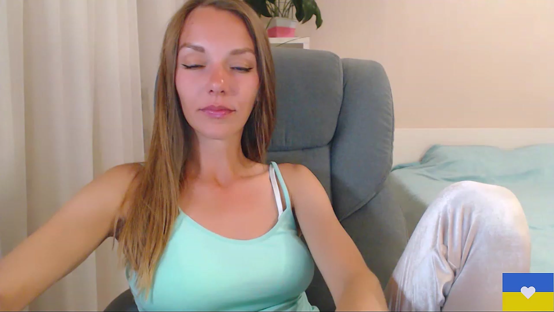Gallery image thumbnail from Divine_Phenix's myfreecams stream on, 06/09/2023, 21:05 image 8 of 20
