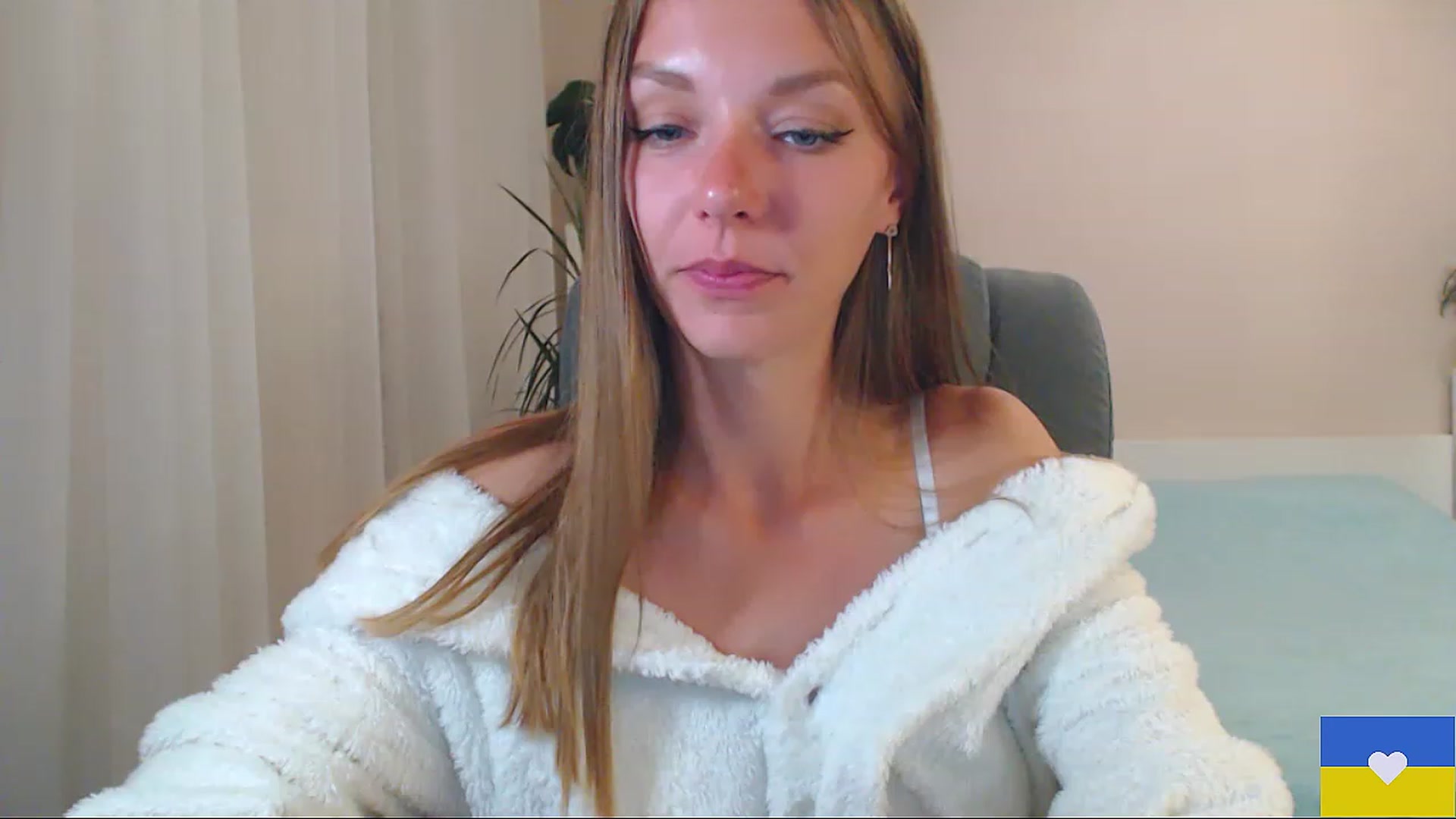 Gallery image thumbnail from Divine_Phenix's myfreecams stream on, 06/11/2023, 20:59 image 13 of 20