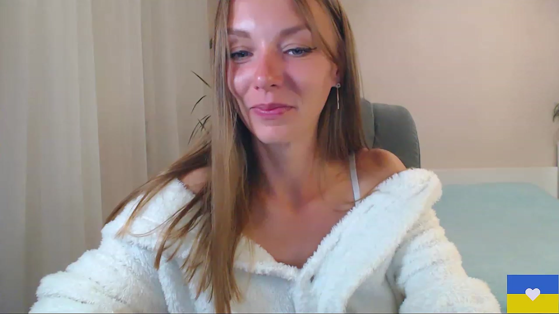 Gallery image thumbnail from Divine_Phenix's myfreecams stream on, 06/11/2023, 20:59 image 19 of 20