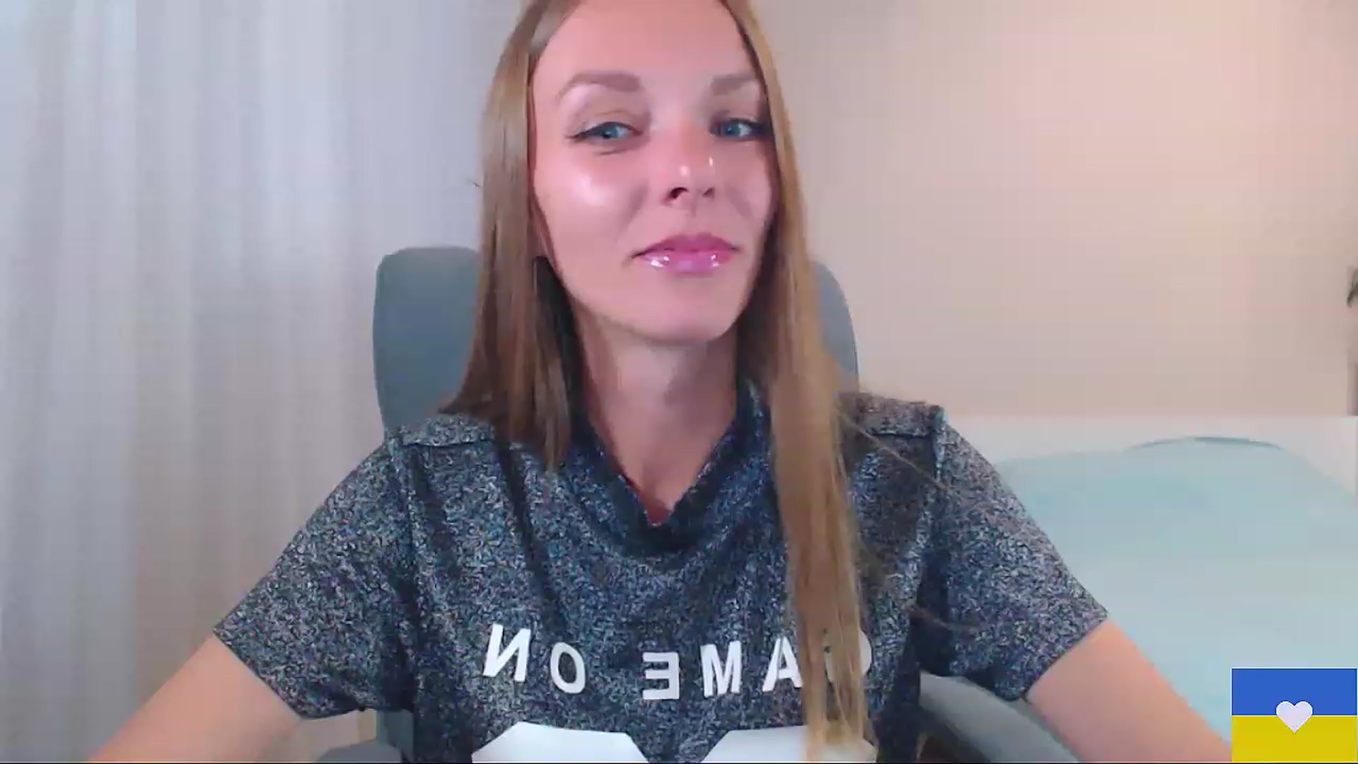 Gallery image thumbnail from Divine_Phenix's myfreecams stream on, 06/12/2023, 17:54 image 8 of 20