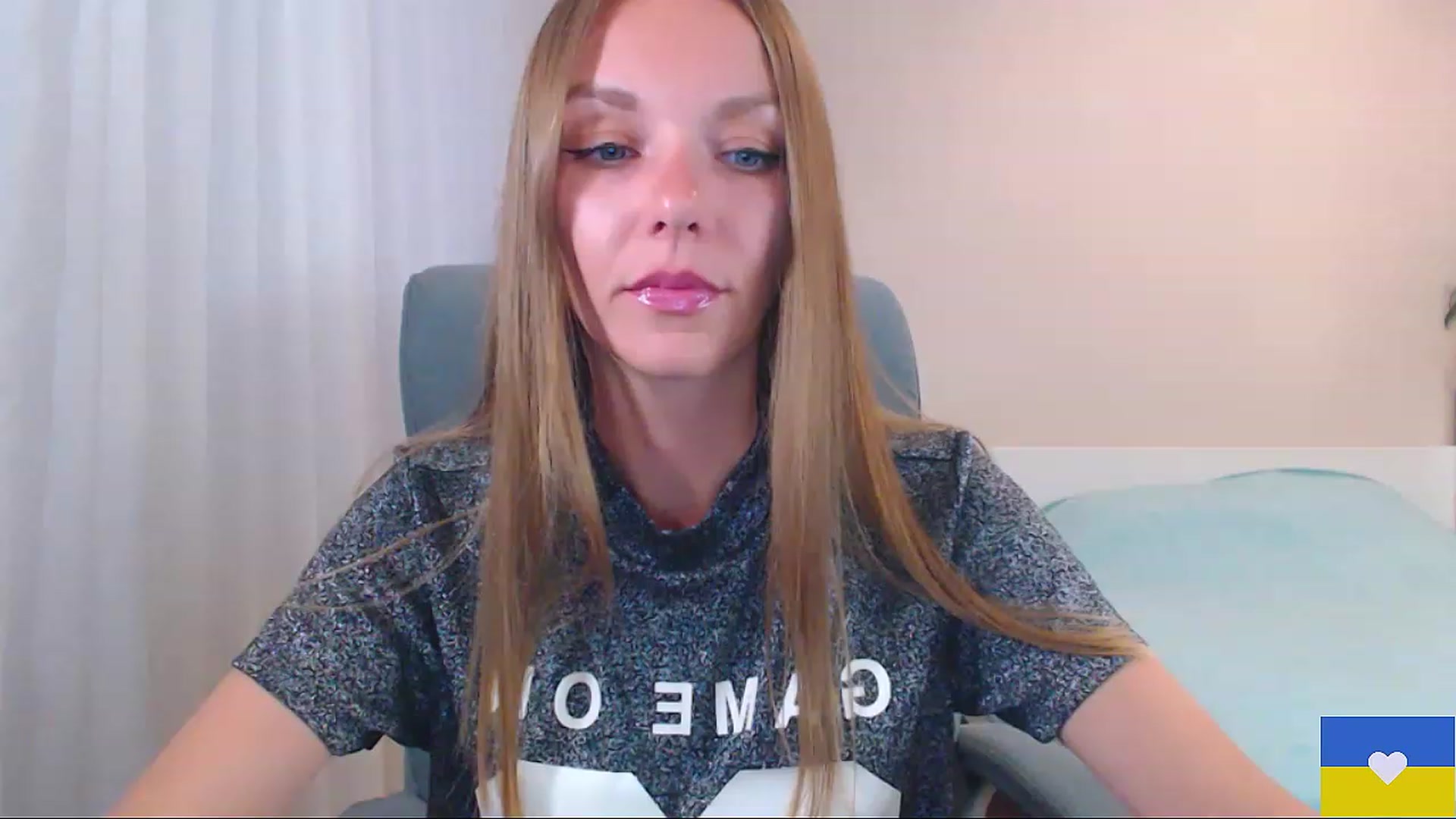 Gallery image thumbnail from Divine_Phenix's myfreecams stream on, 06/12/2023, 17:54 image 3 of 20