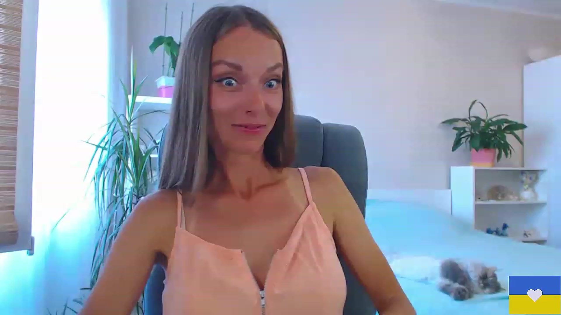 Gallery image thumbnail from Divine_Phenix's myfreecams stream on, 06/21/2023, 17:04 image 6 of 20
